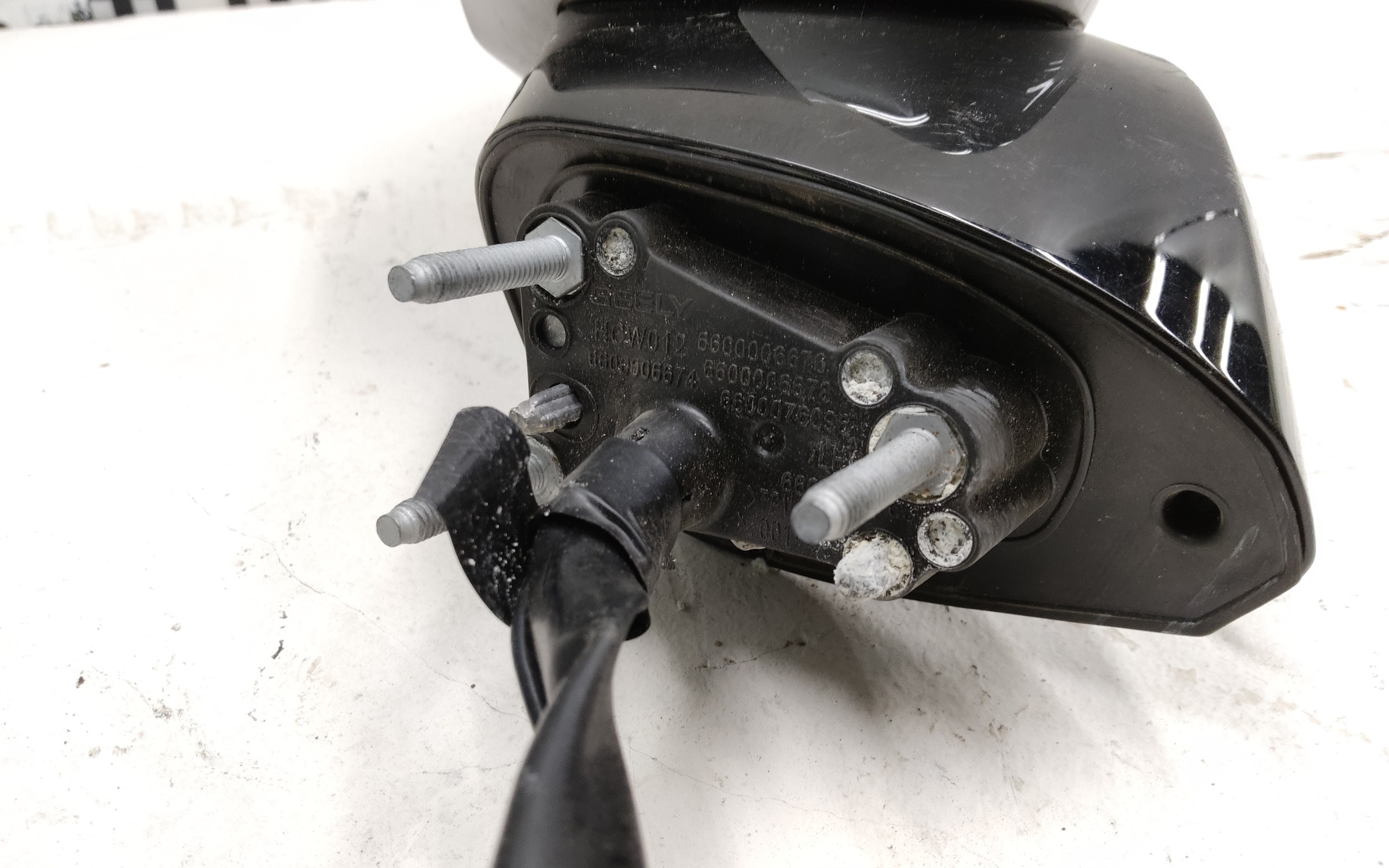 Зеркало левое Geely Tugella 16+1 контактов