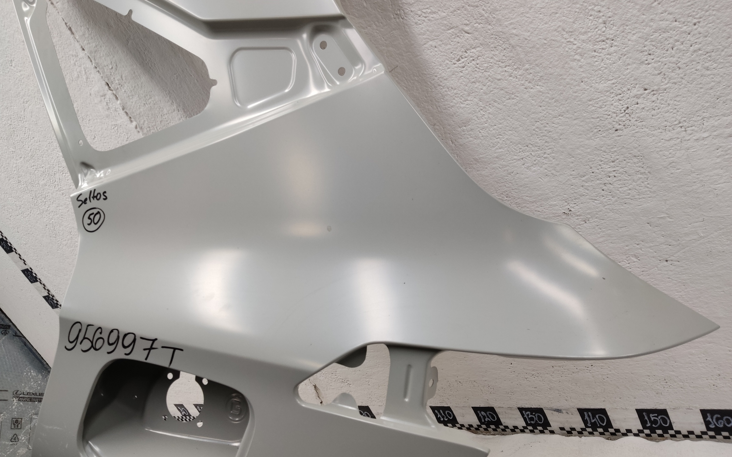 Крыло заднее левое Kia Seltos