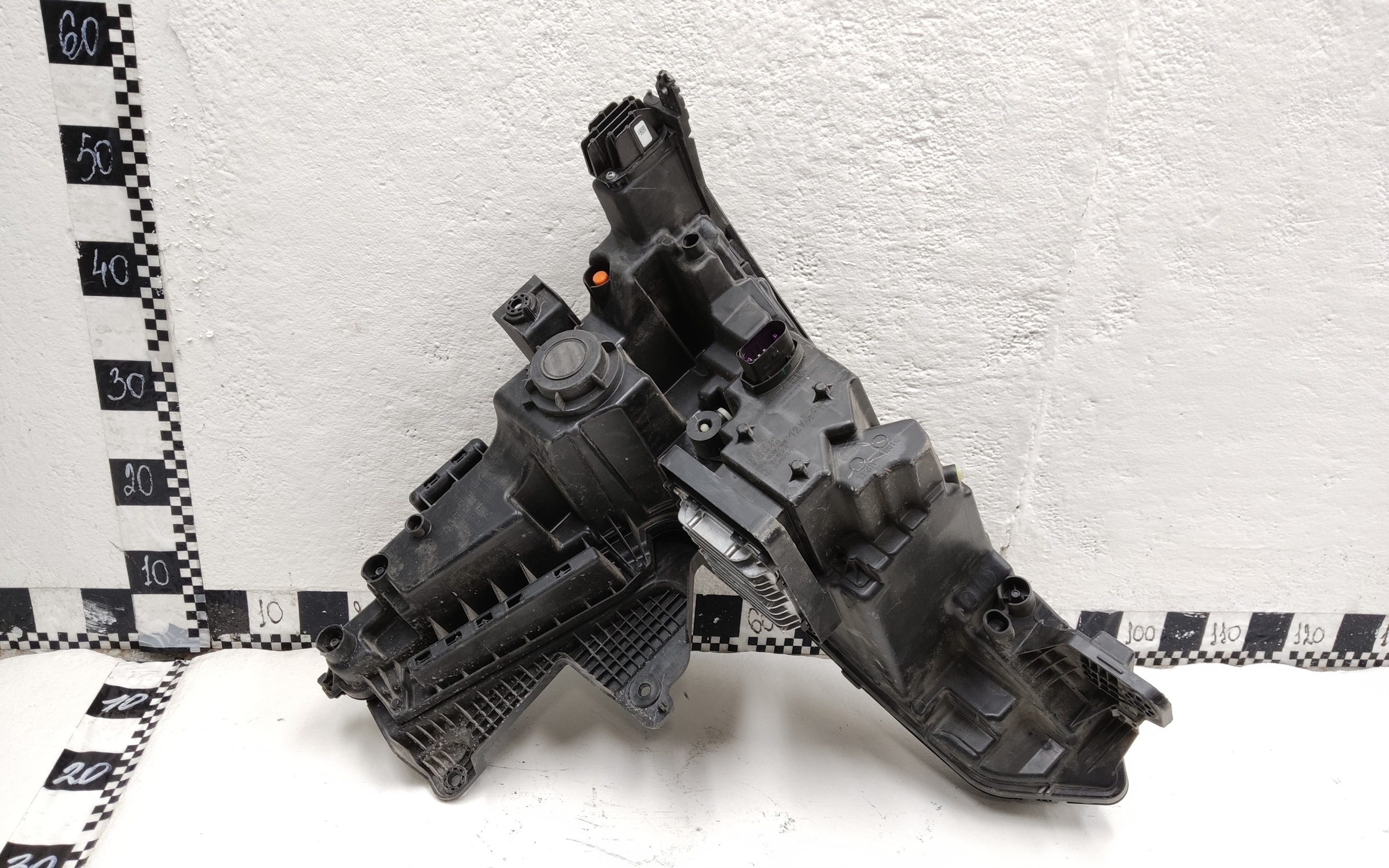 Фара передняя левая Geely Atlas 2 LED