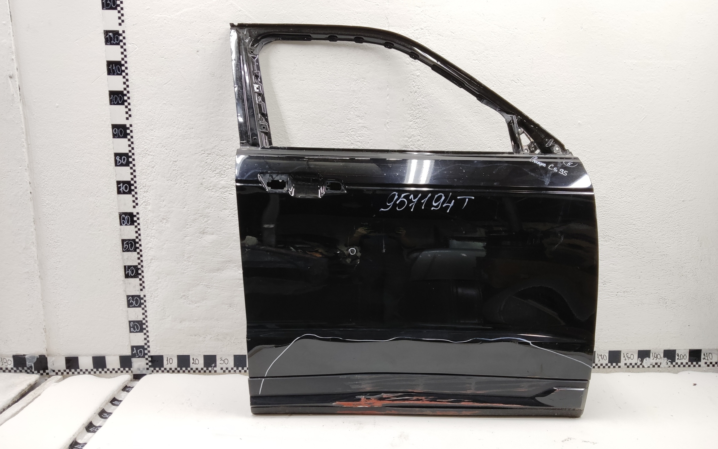 Дверь передняя правая Changan CS95 Restail