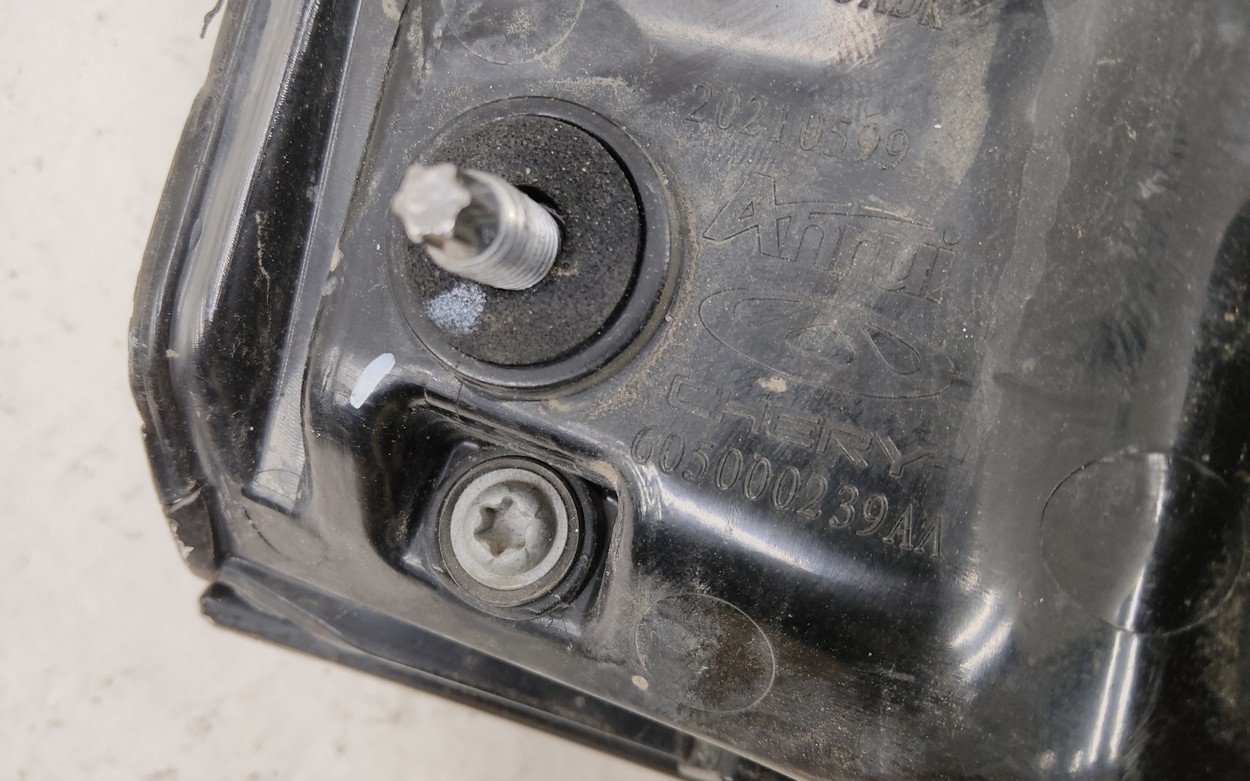 Фонарь задний правый внутренний Chery Tiggo 8 Pro