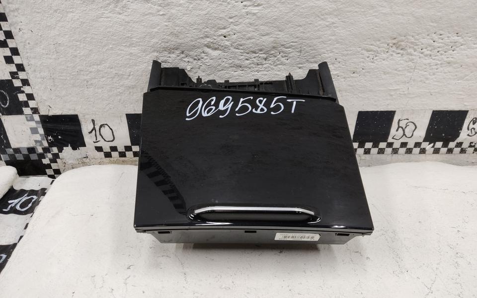 Ящик передней консоли Kia K5 3