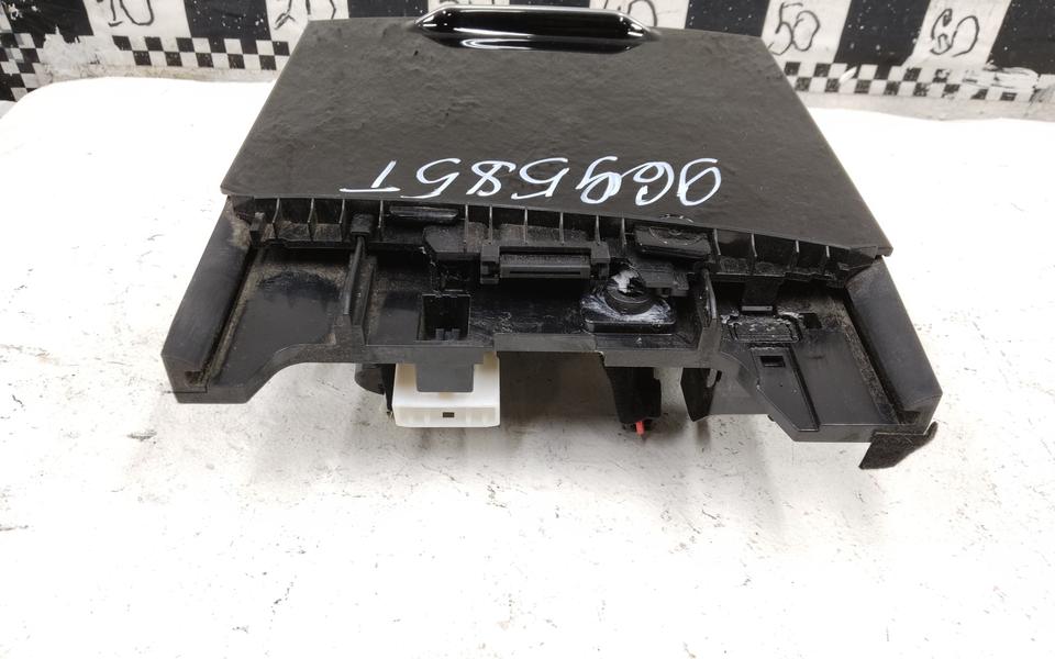 Ящик передней консоли Kia K5 3