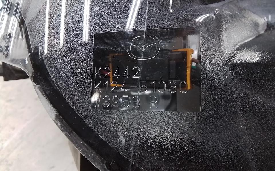 Фара передняя правая Mazda CX-5 2 LED