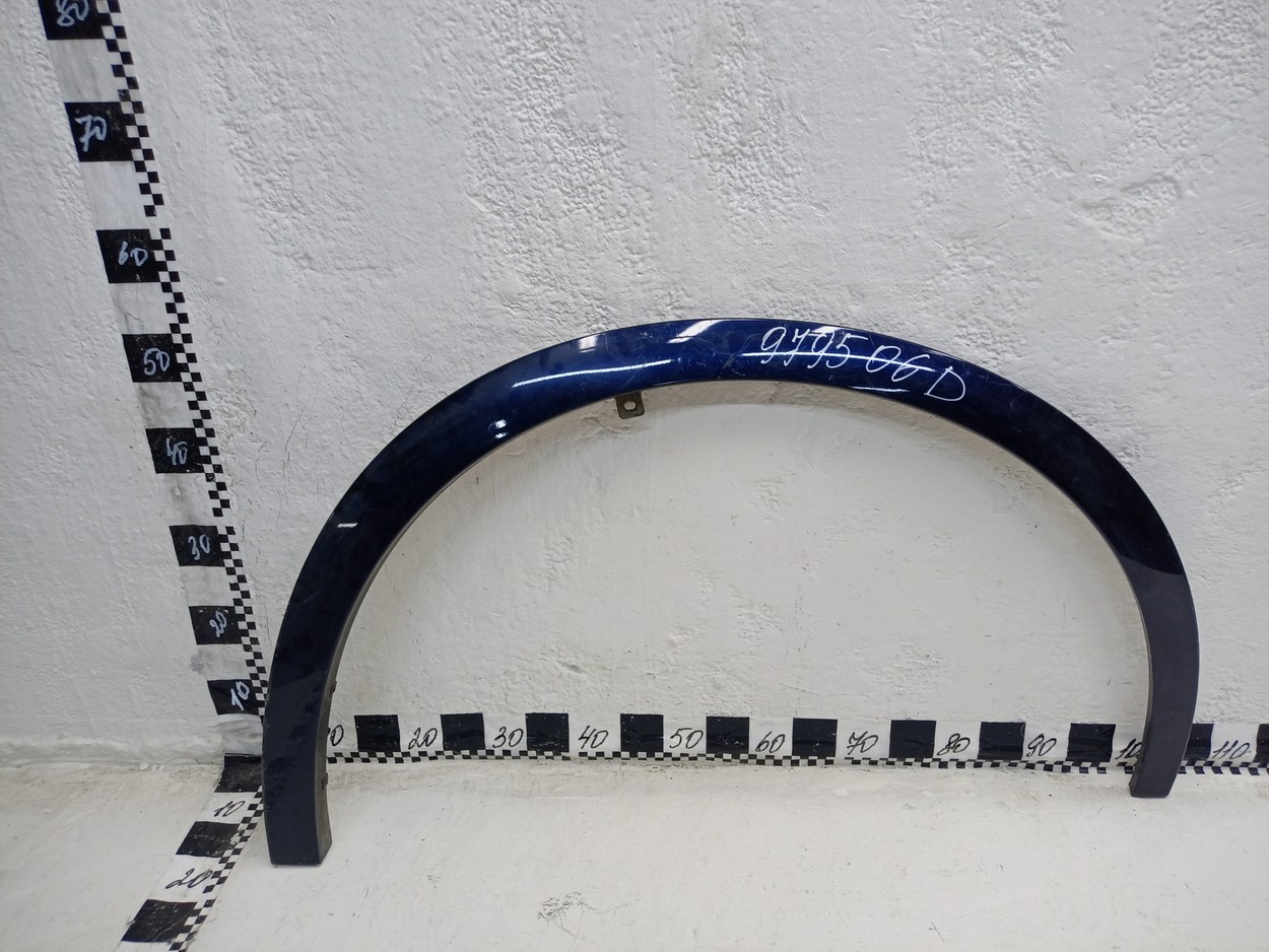 Накладка крыла переднего правого Toyota Highlander 4