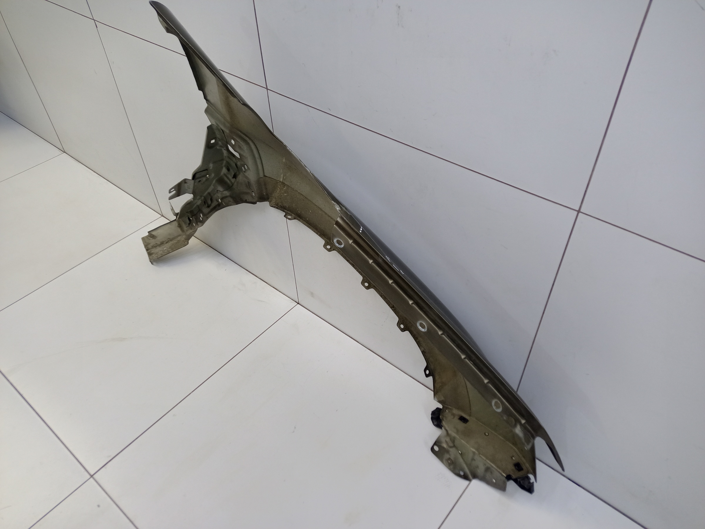 Крыло переднее левое Renault Duster 2