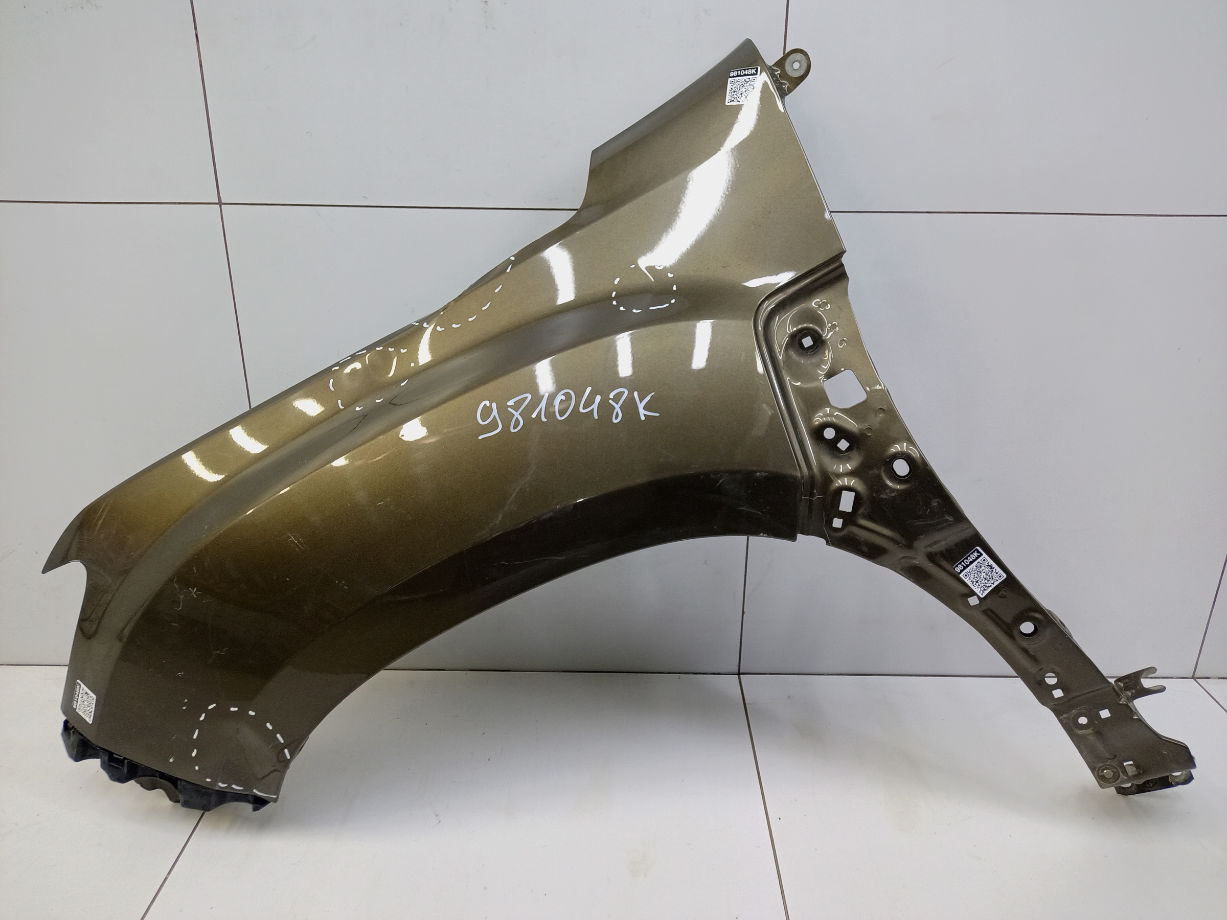 Крыло переднее левое Renault Duster 2