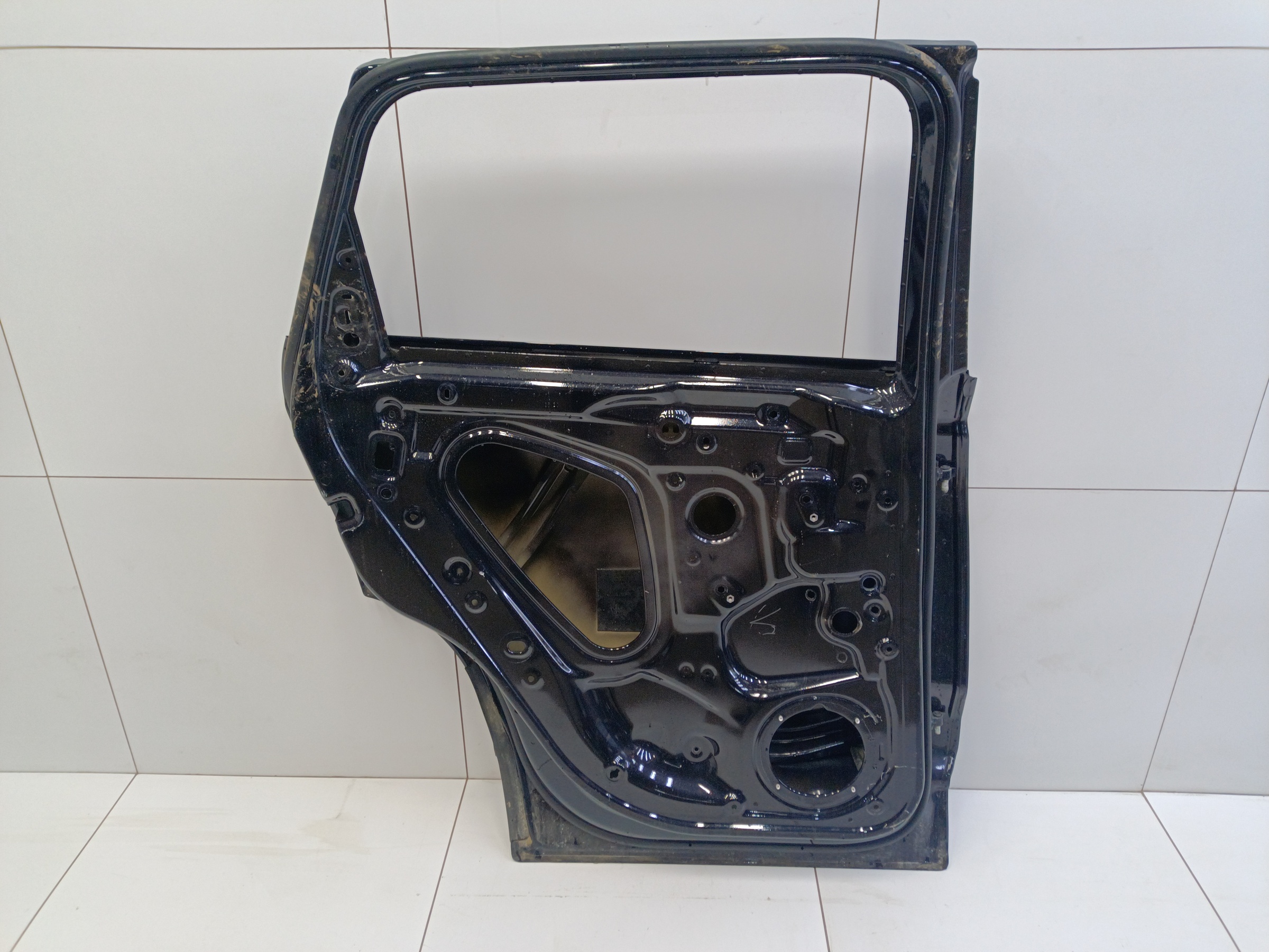 Дверь задняя левая Skoda Karoq