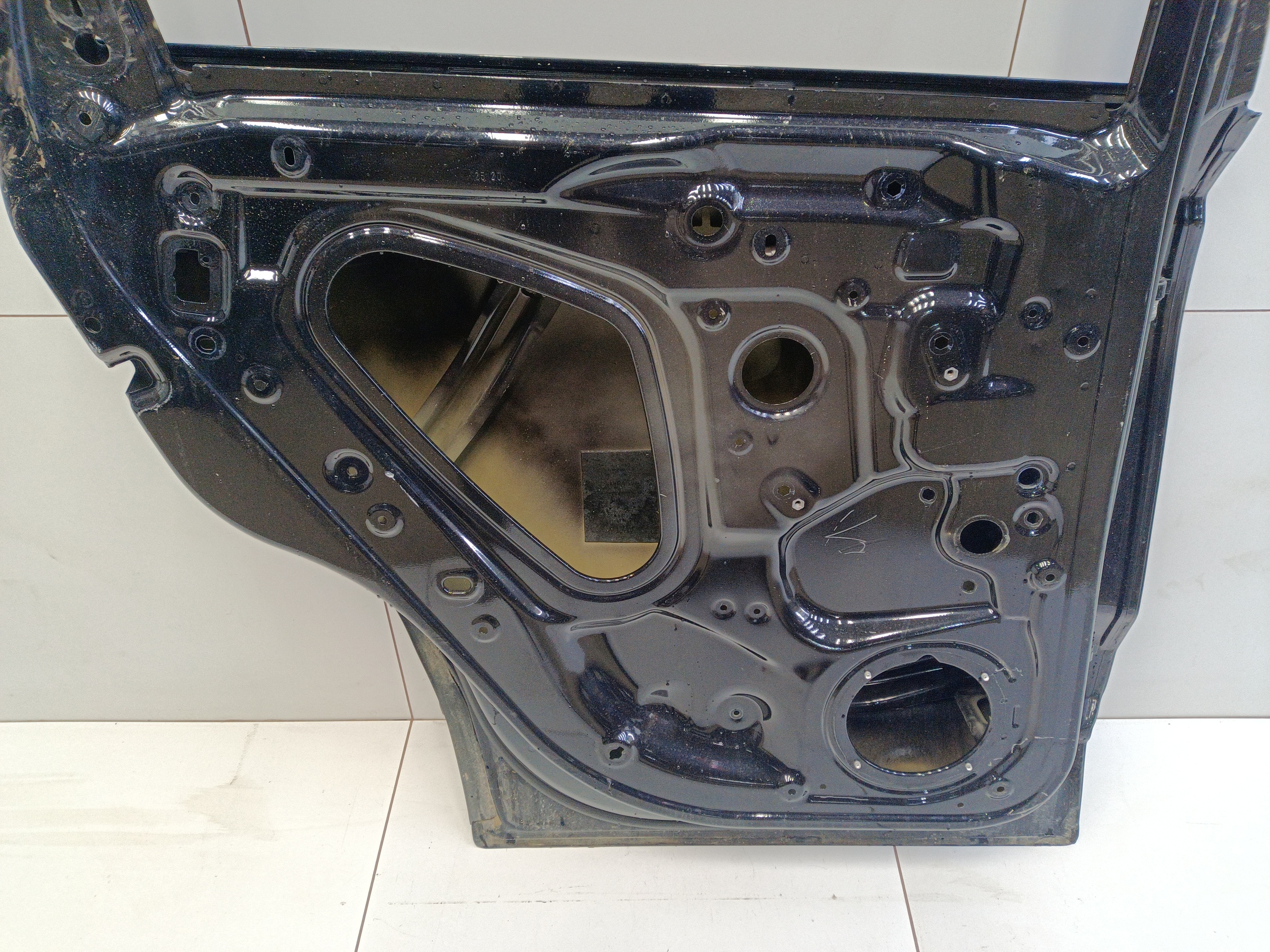 Дверь задняя левая Skoda Karoq