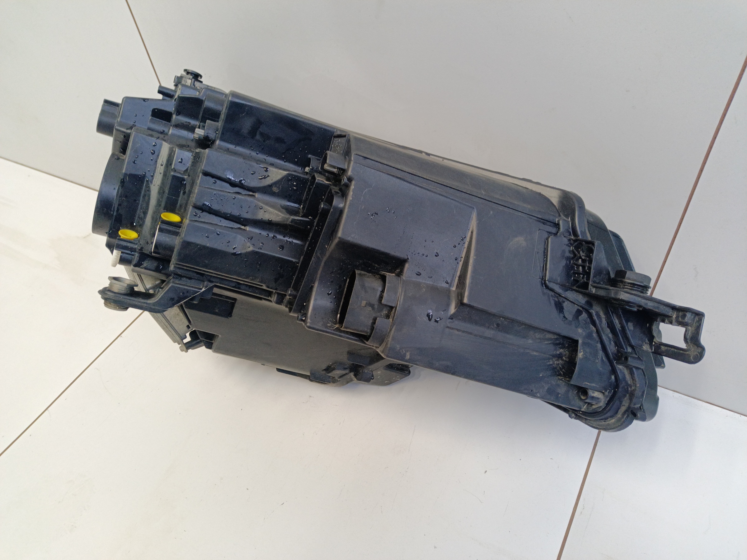 Фара передняя левая Skoda Karoq LED