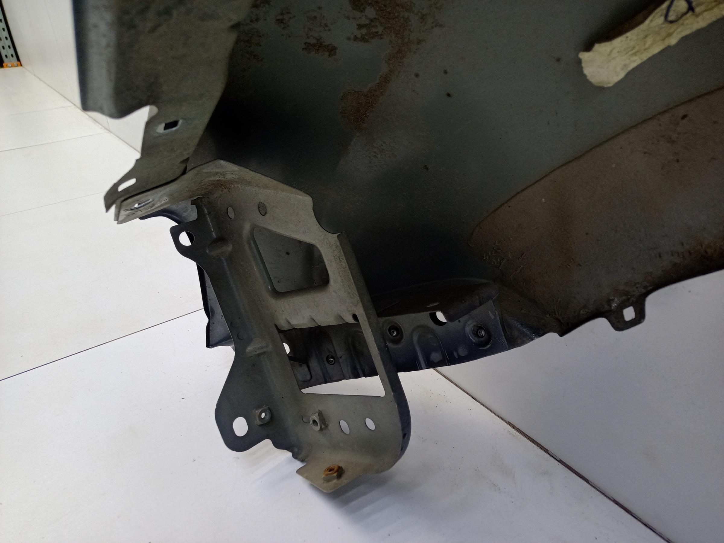 Крыло переднее правое Renault Duster 1