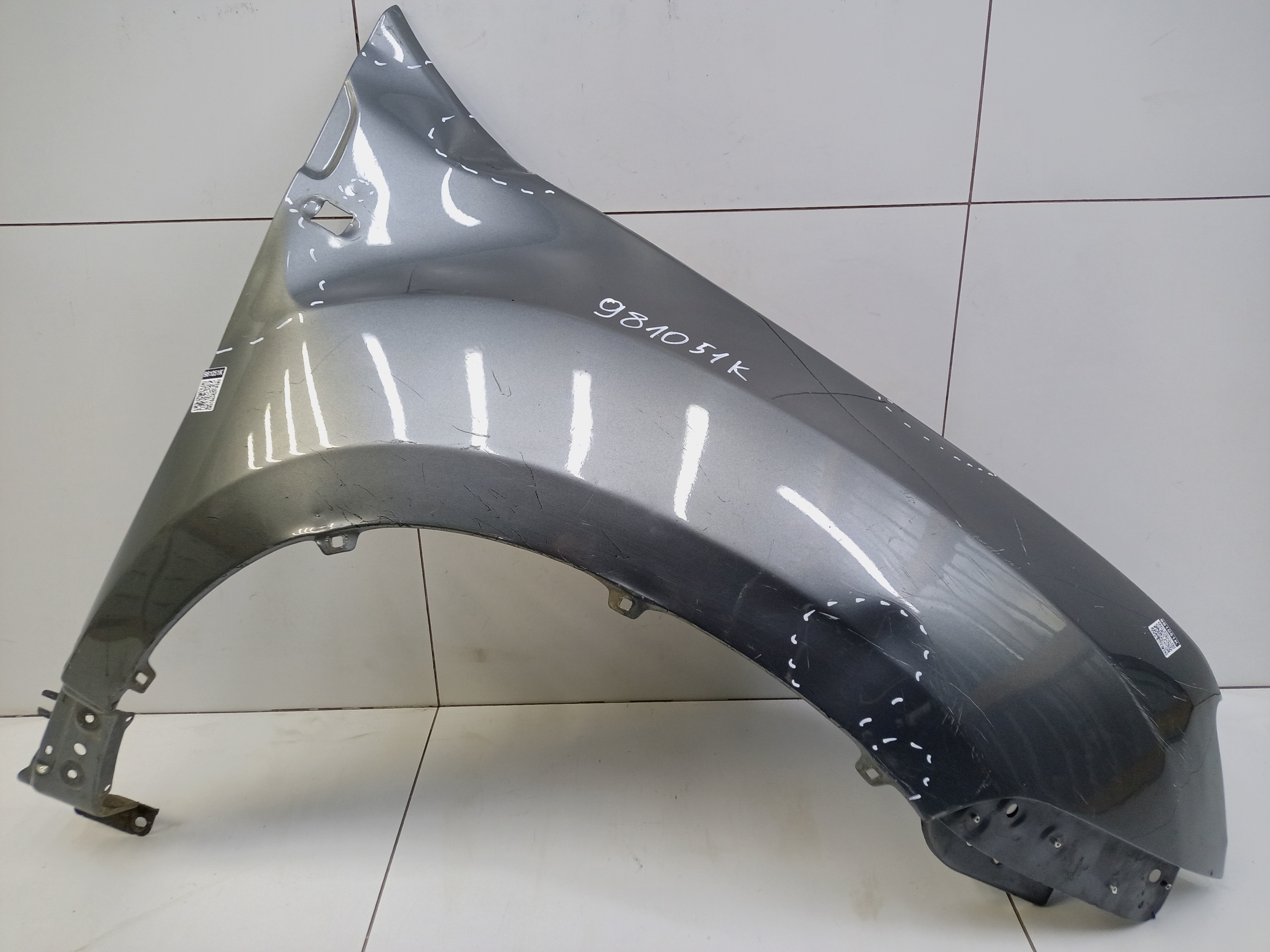 Крыло переднее правое Renault Duster 1