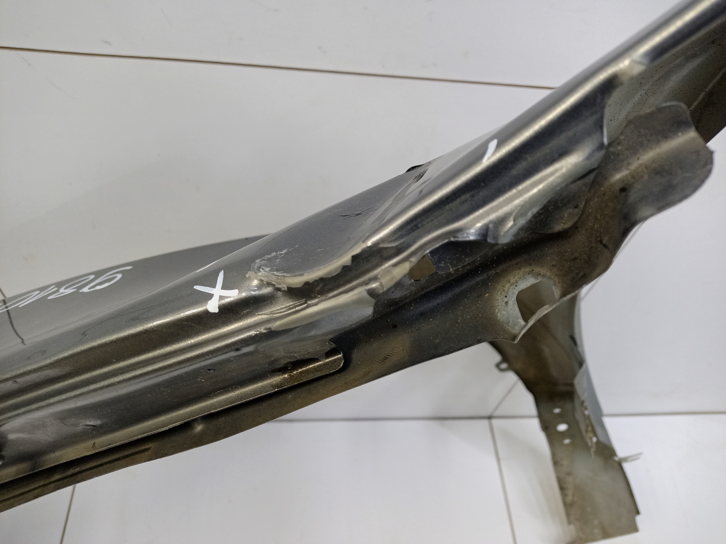 Крыло переднее правое Renault Duster 1