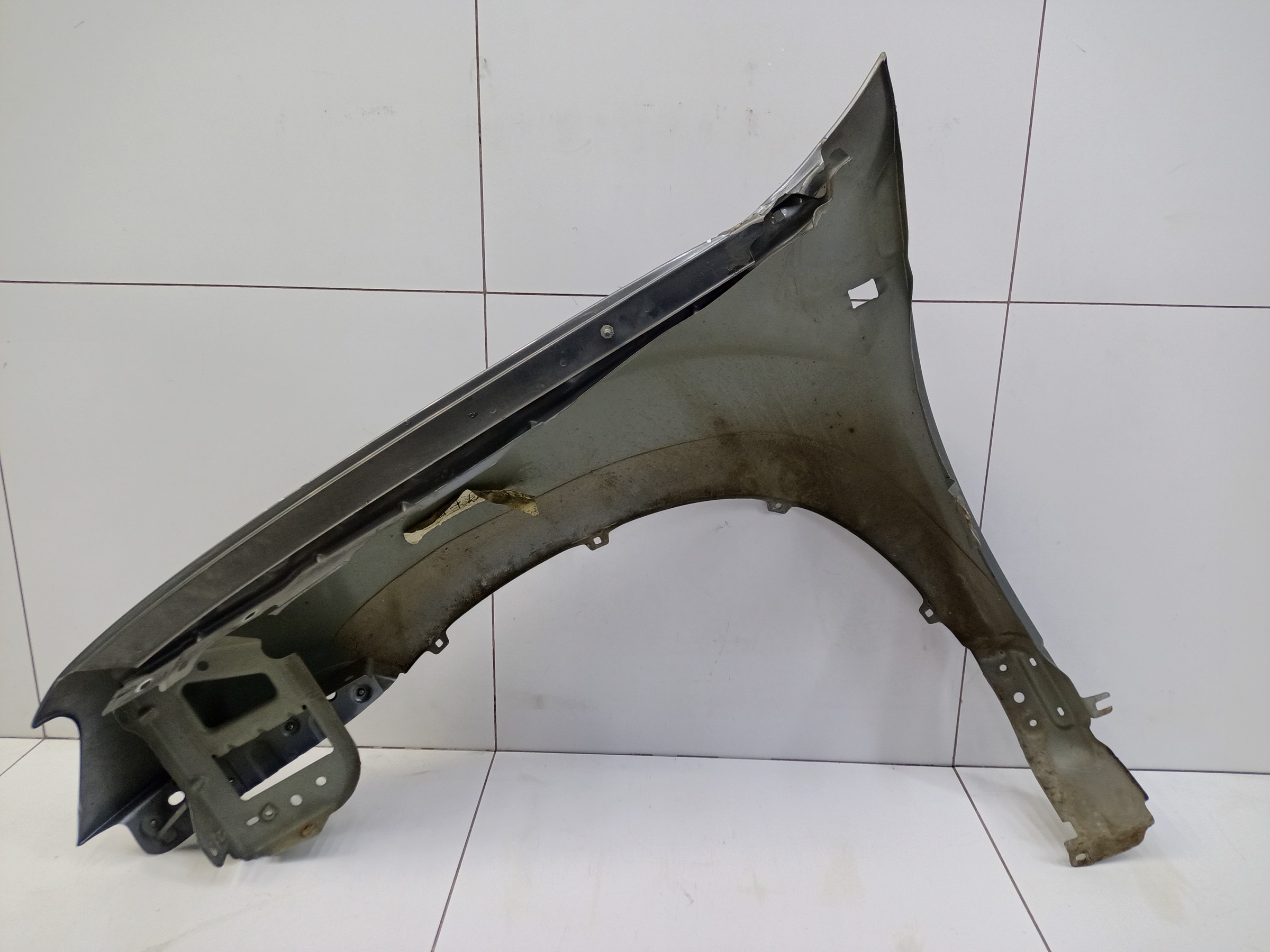 Крыло переднее правое Renault Duster 1