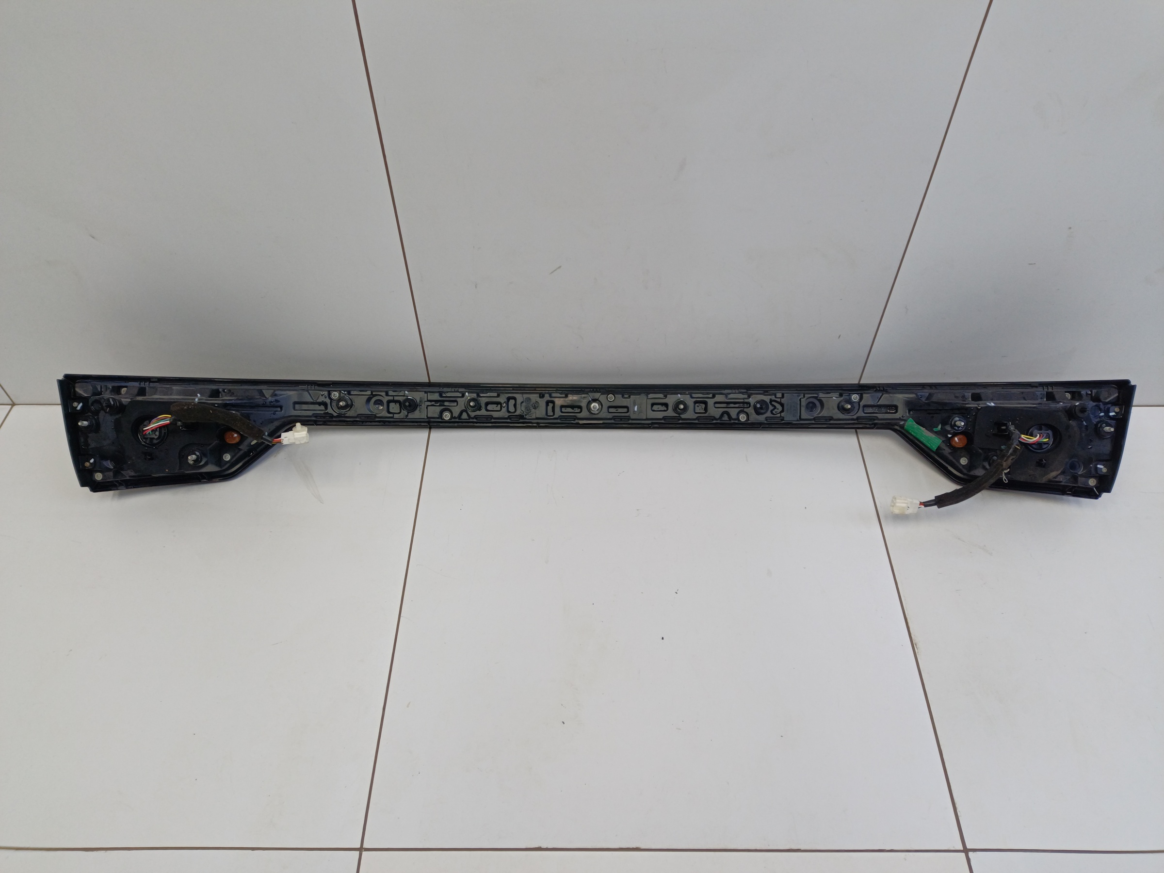 Фонарь крышки багажника Exeed LX