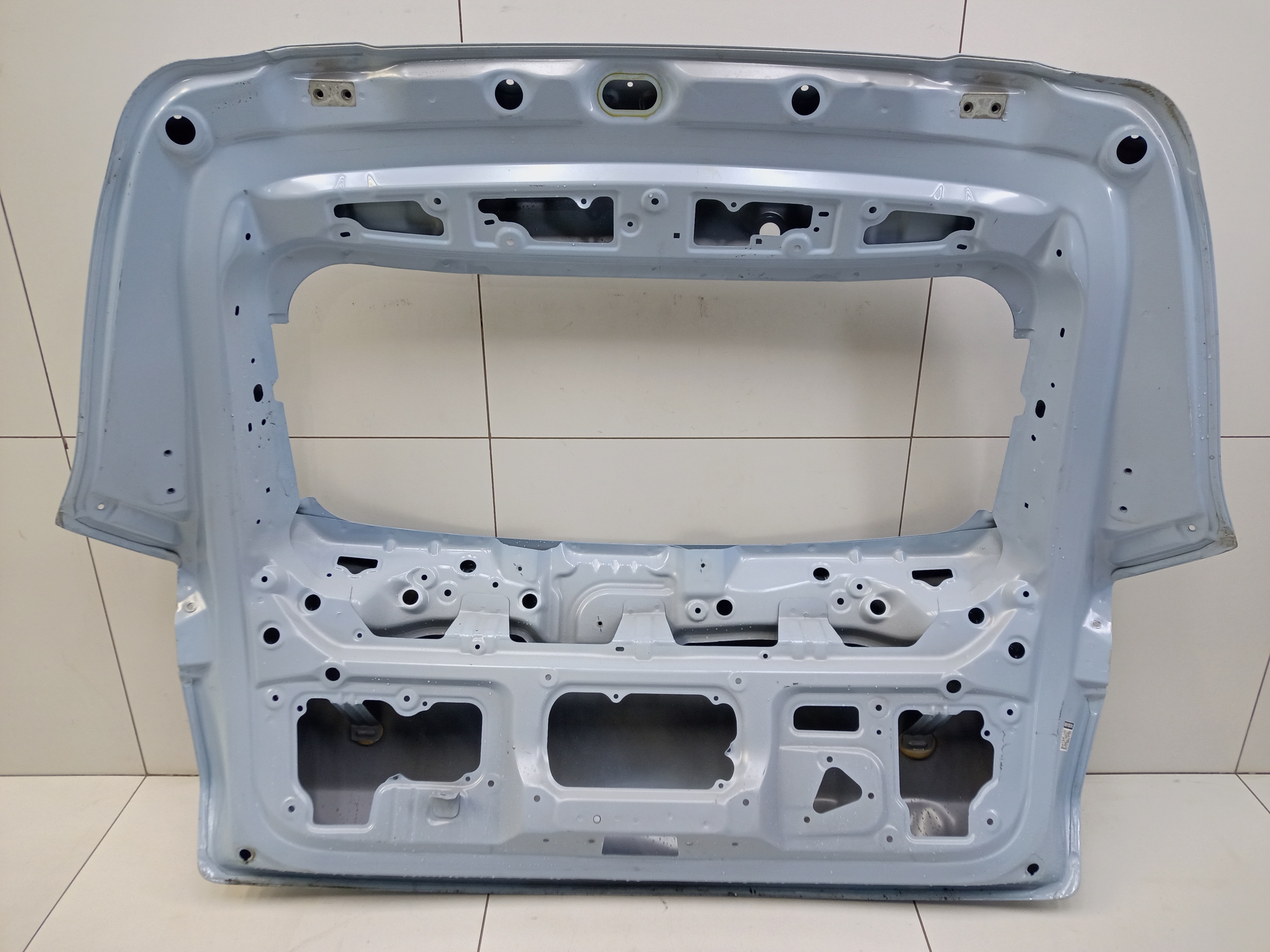 Крышка багажника Exeed LX