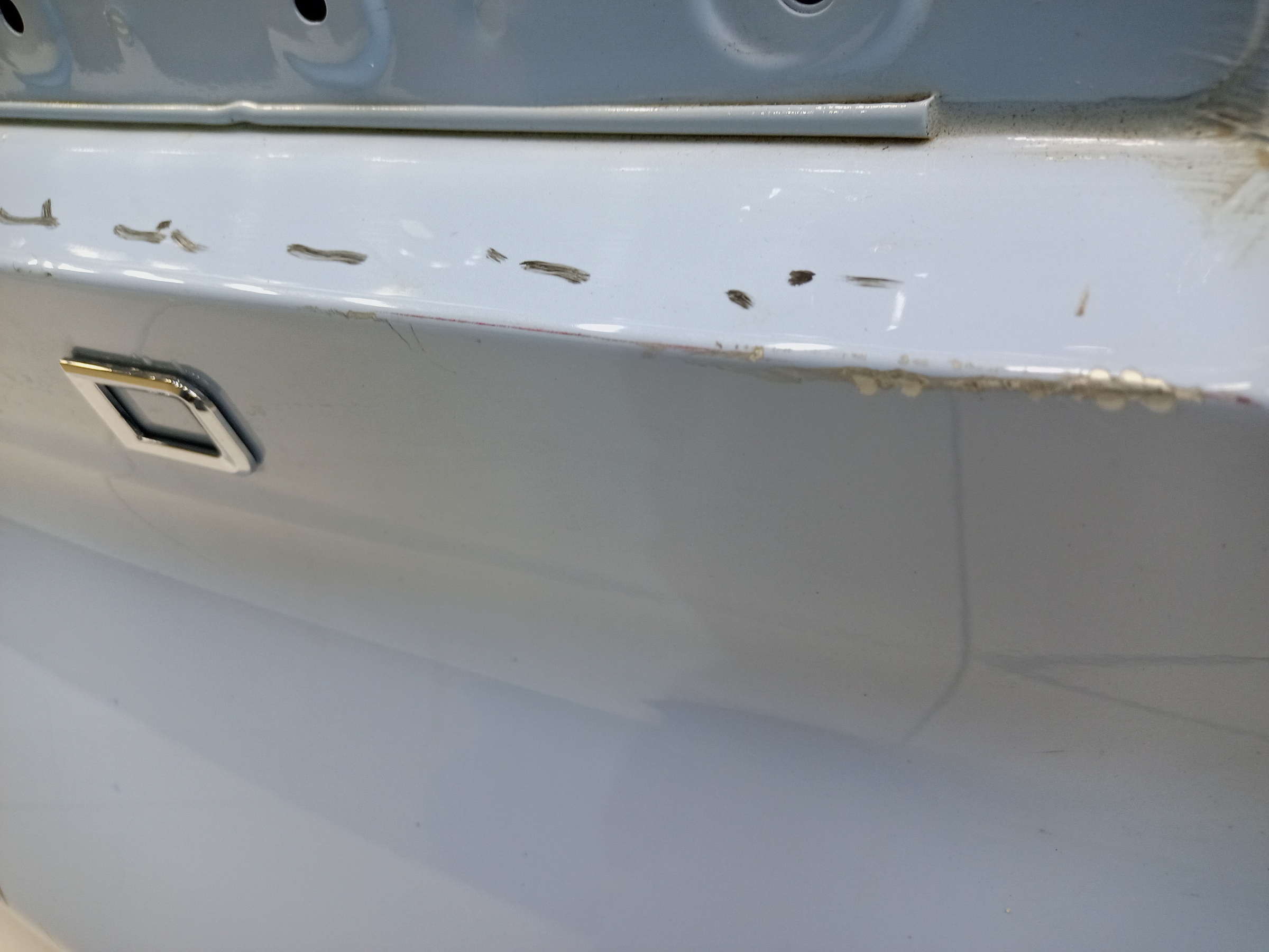 Крышка багажника Exeed LX