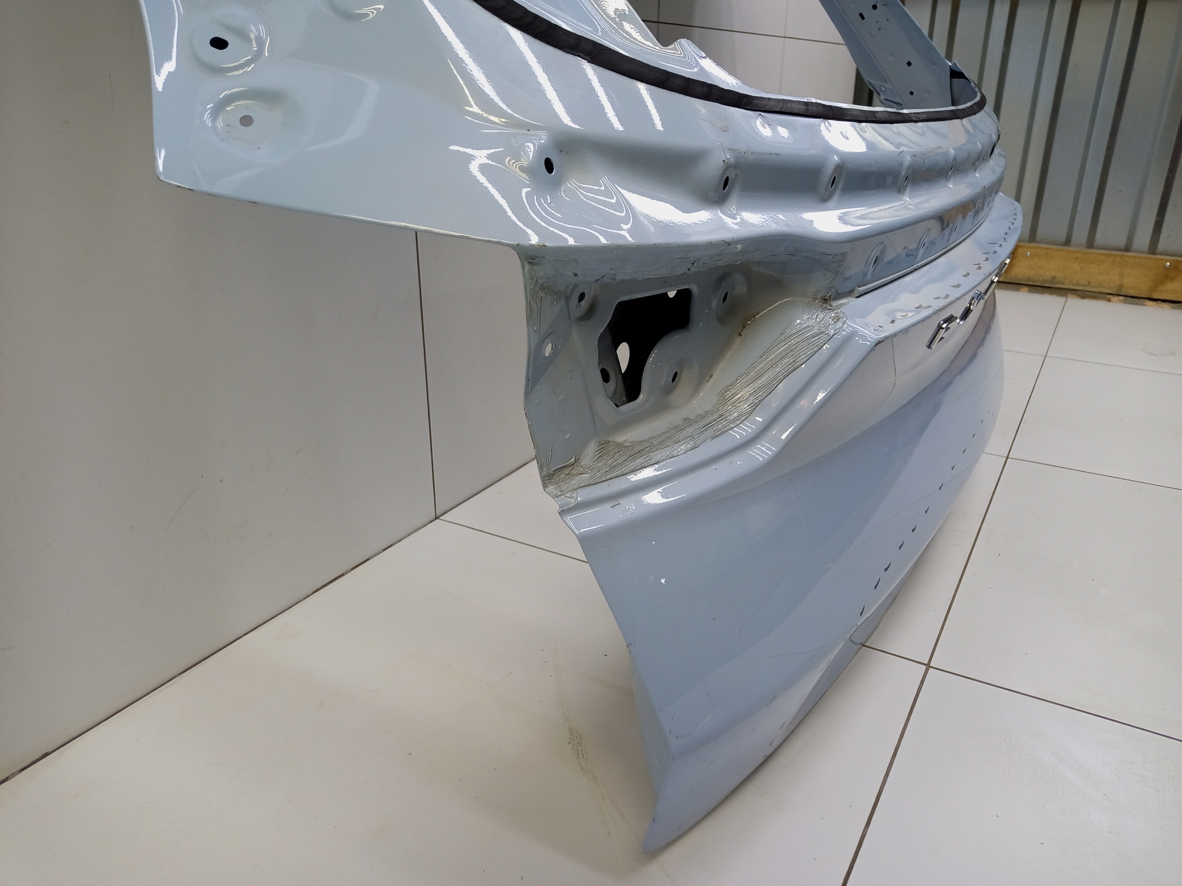 Крышка багажника Exeed LX