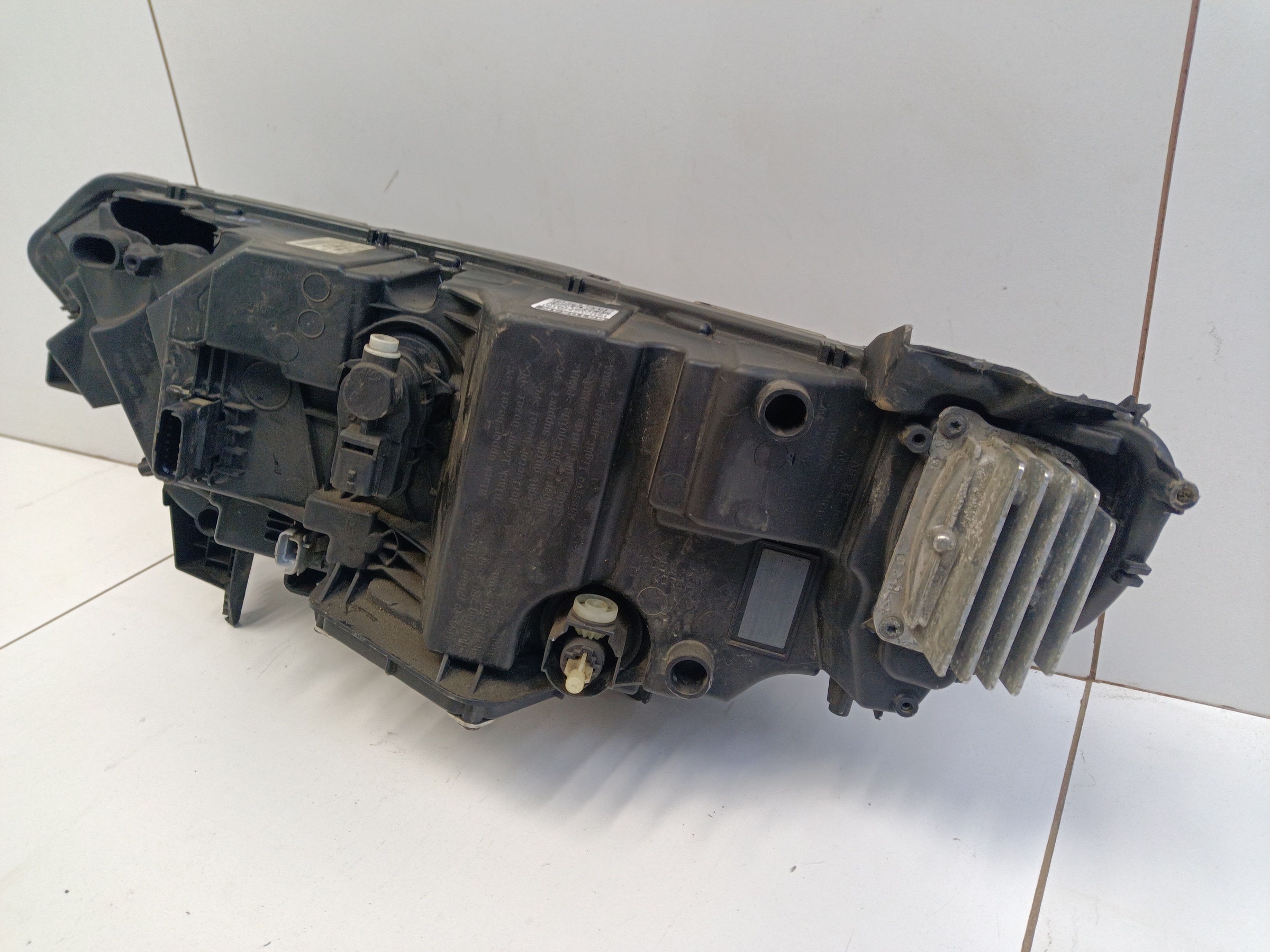 Фара передняя правая Renault Koleos 2 Restail LED