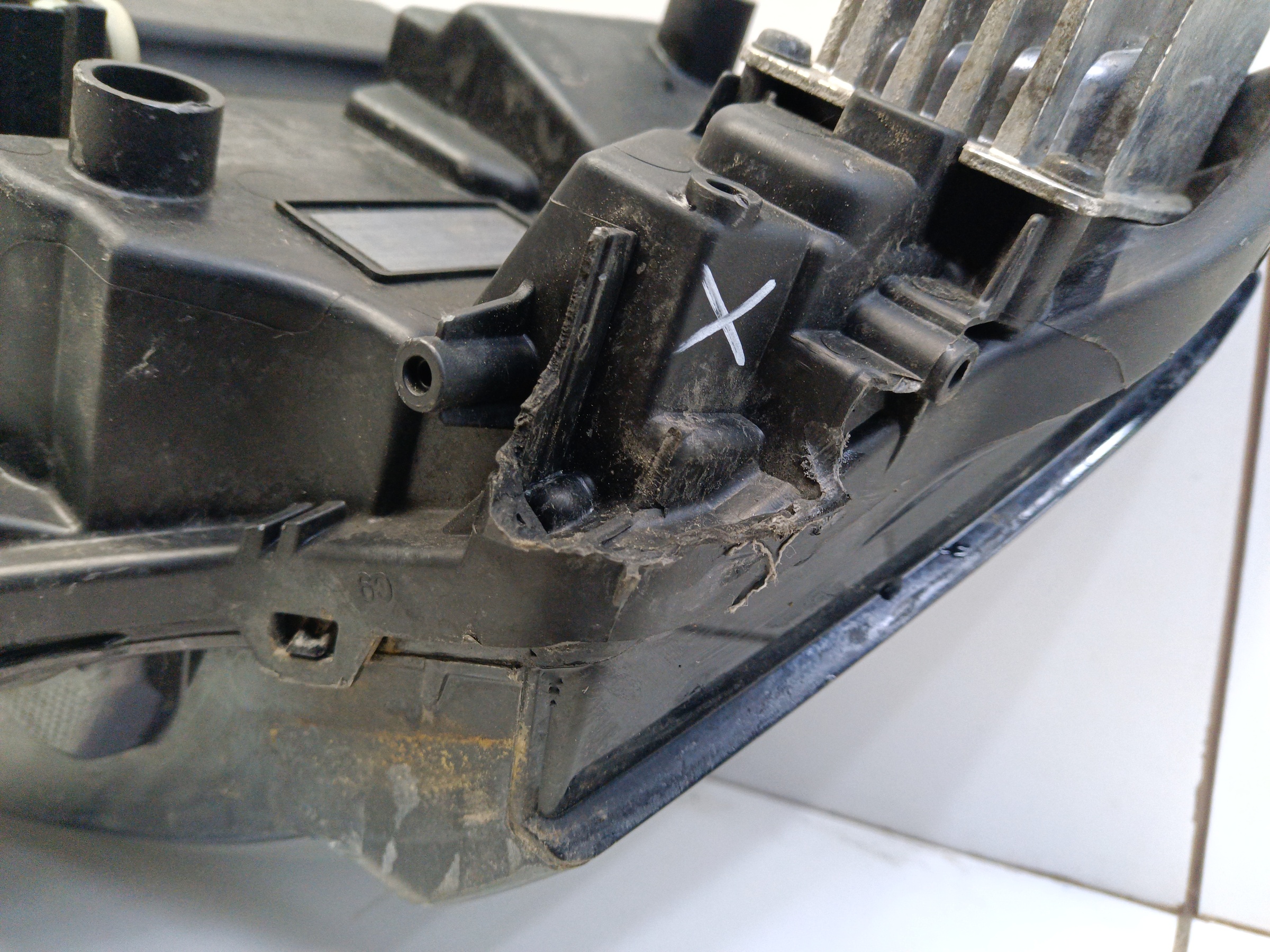 Фара передняя правая Renault Koleos 2 Restail LED