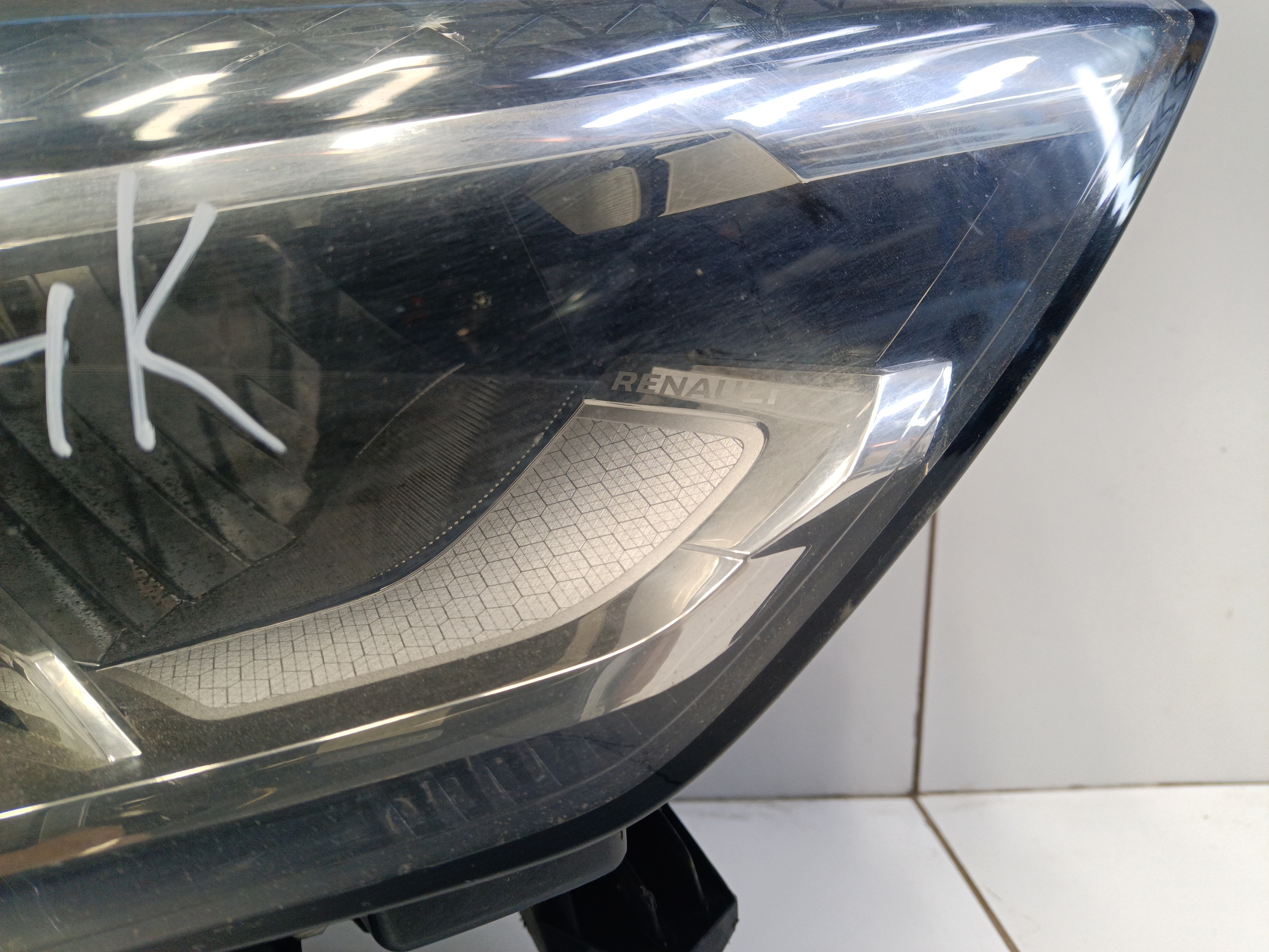 Фара передняя правая Renault Koleos 2 Restail LED