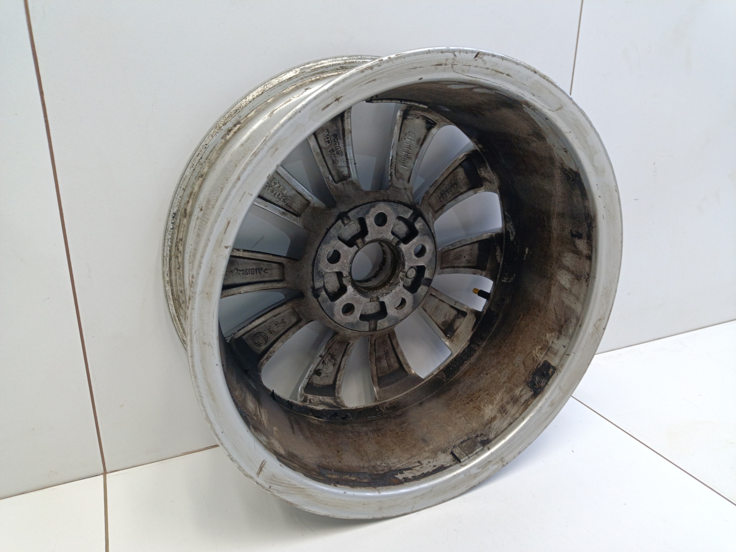 Диск колеса литой Skoda Karoq R16