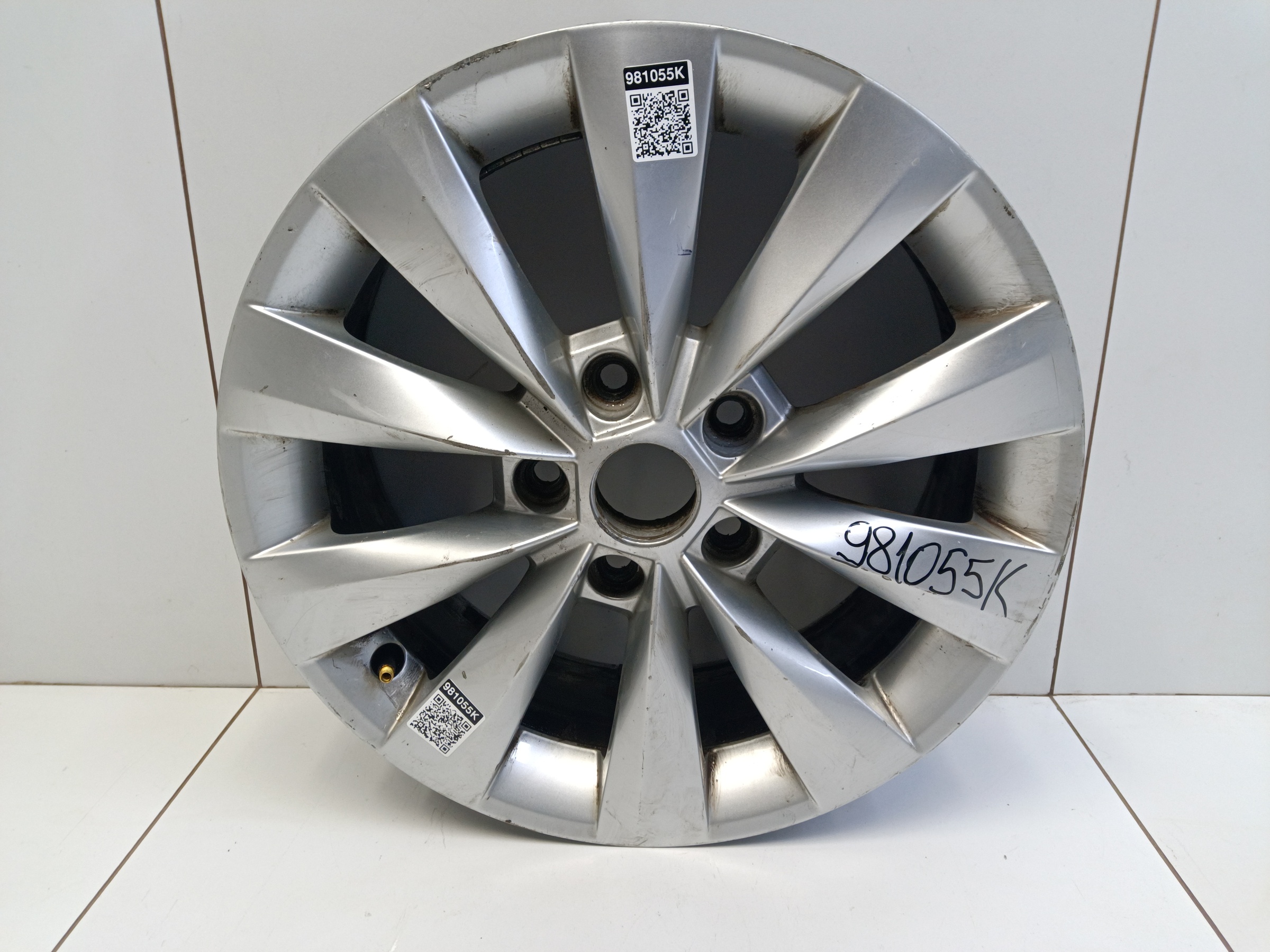 Диск колеса литой Skoda Karoq R16