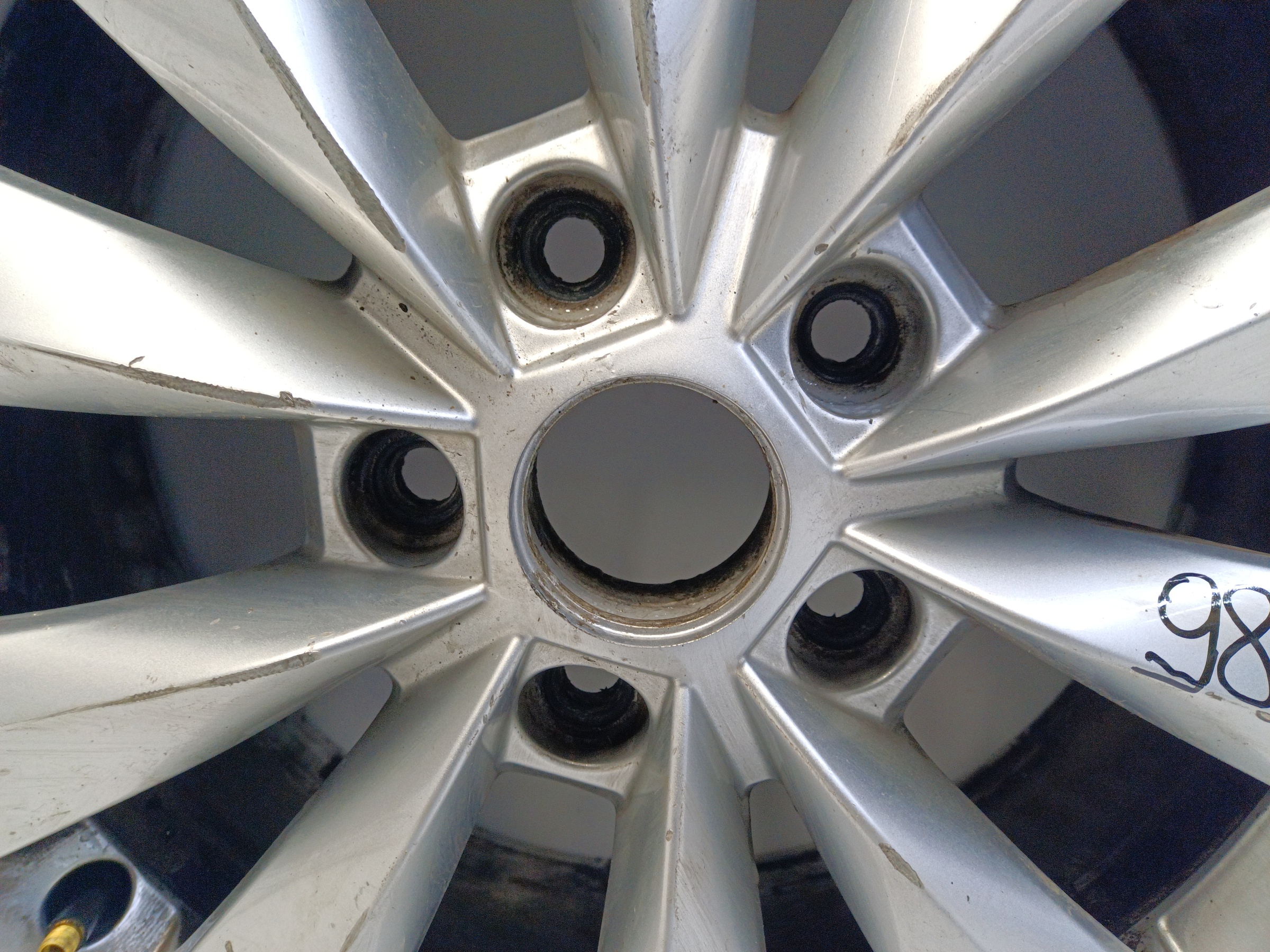 Диск колеса литой Skoda Karoq R16