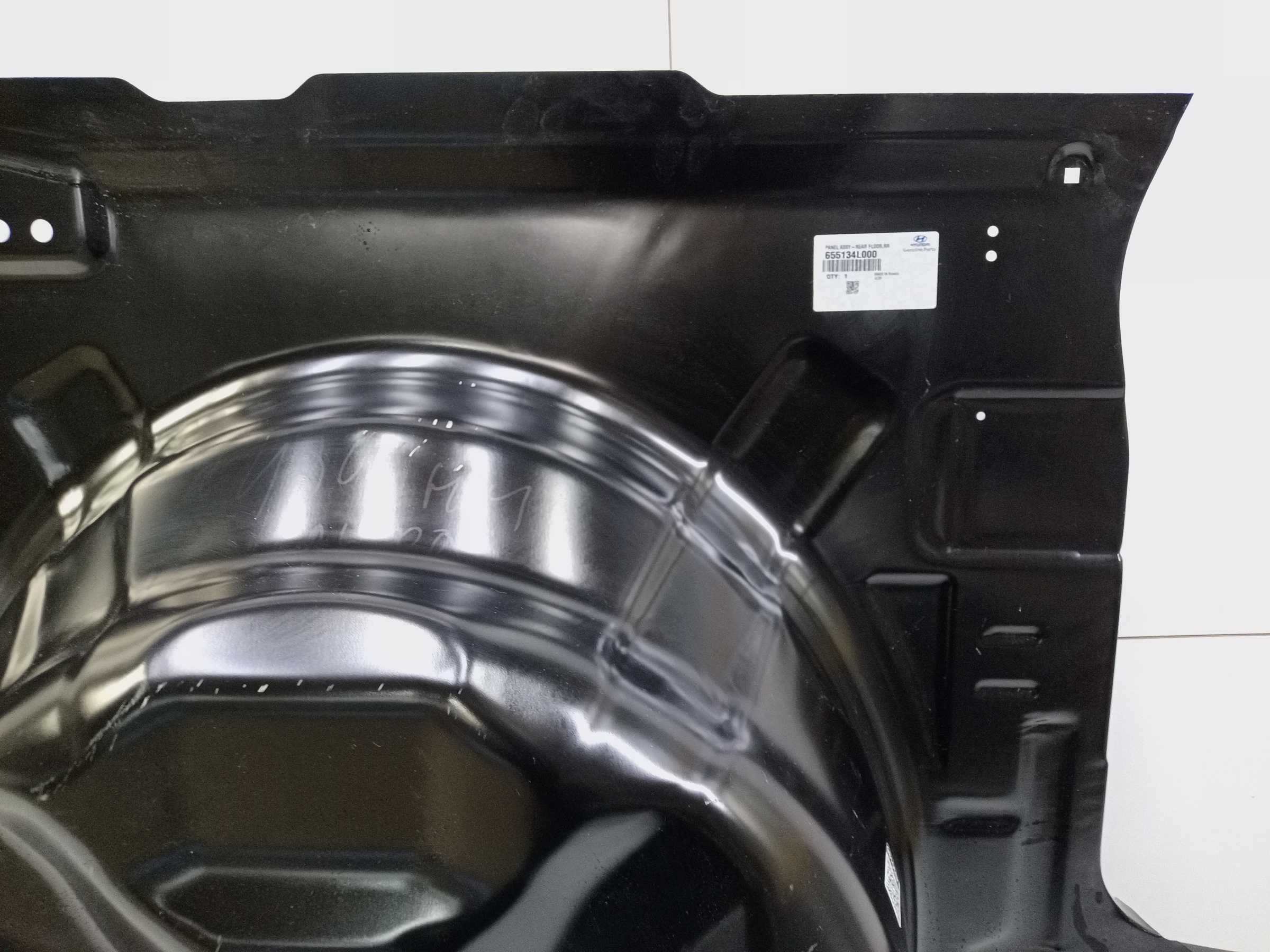 Пол багажника " корыто " Hyundai Solaris 1 Sedan