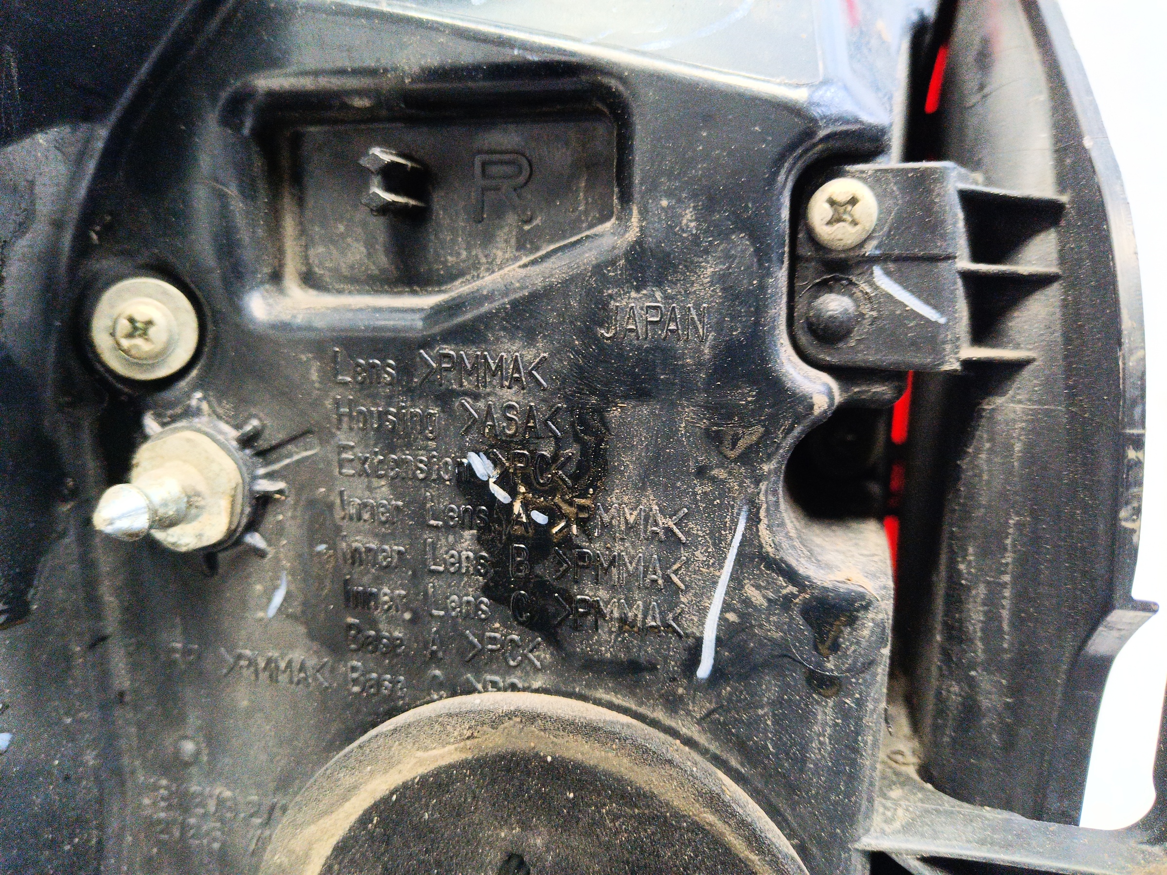 Фонарь задний правый наружный Toyota Land Cruiser 200 Restail 2 LED