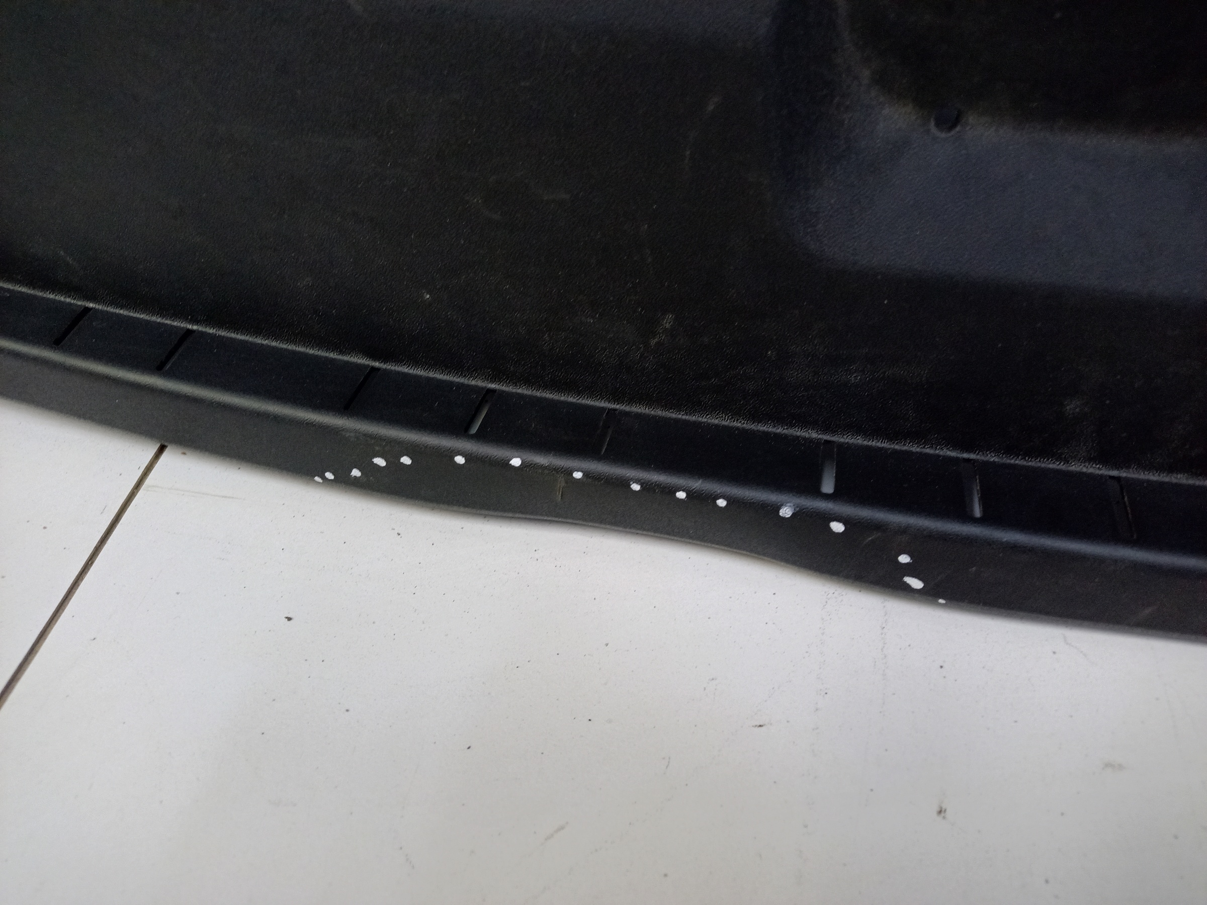 Накладка передней панели Geely Monjaro