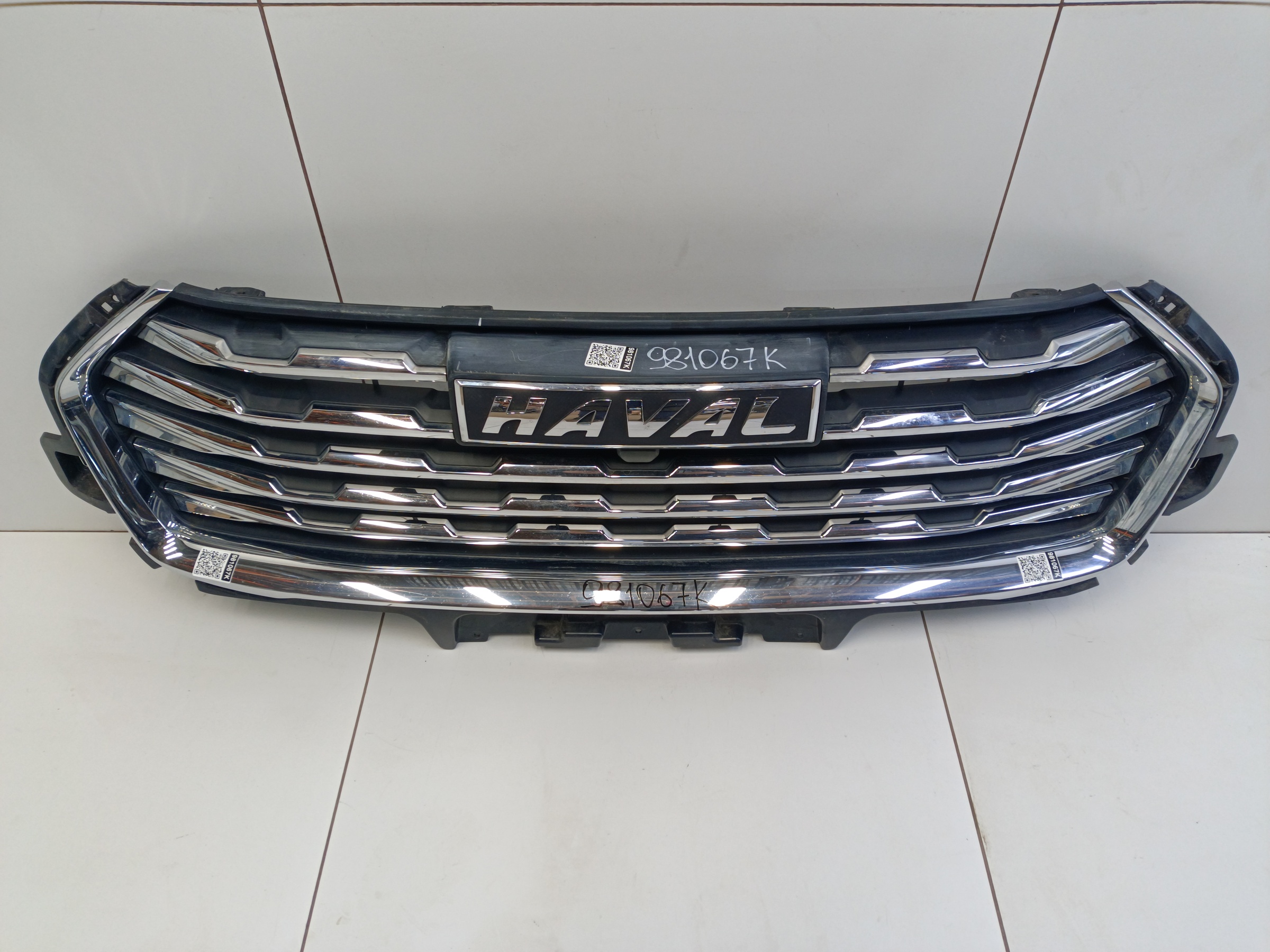 Решётка радиатора Haval Jolion без камеры