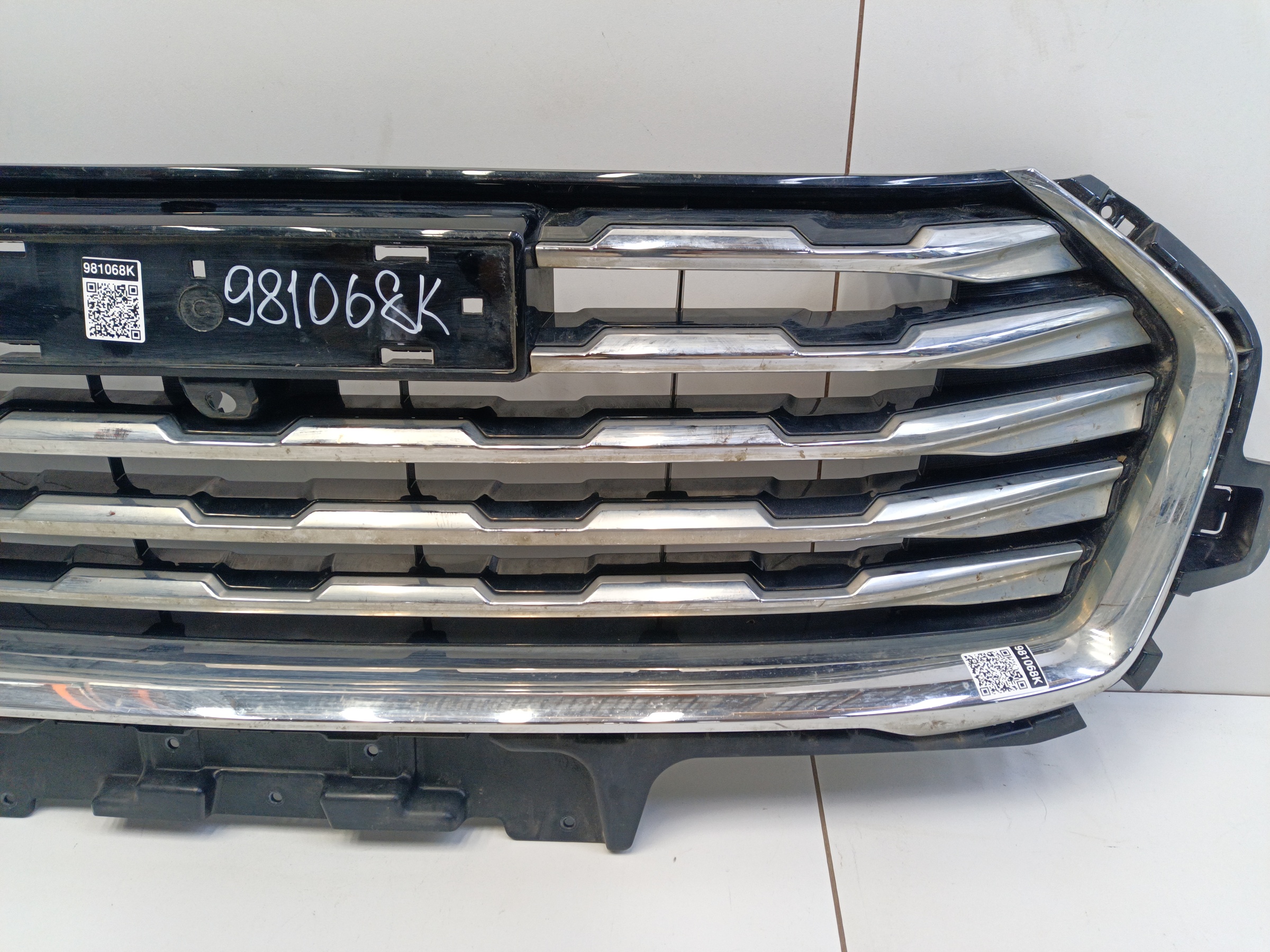 Решётка радиатора Haval Jolion под камеру