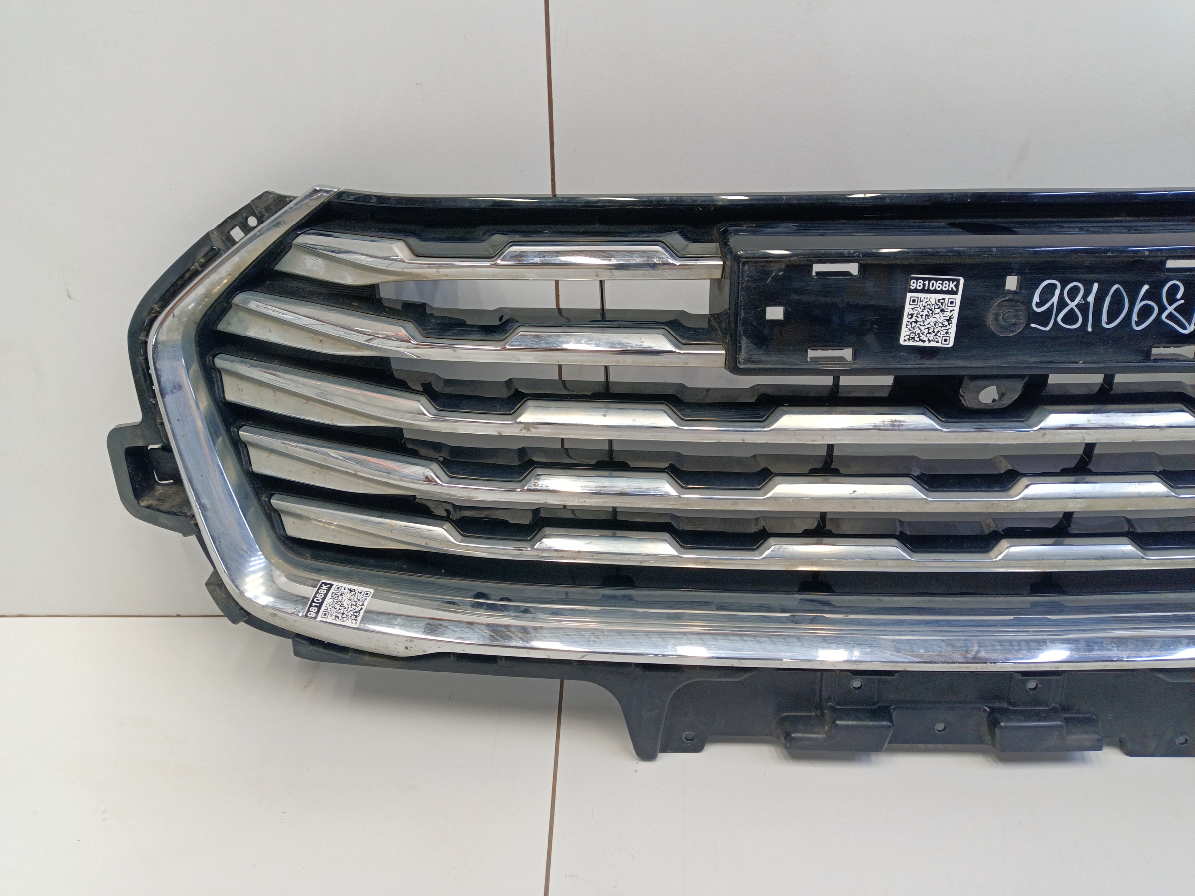 Решётка радиатора Haval Jolion под камеру