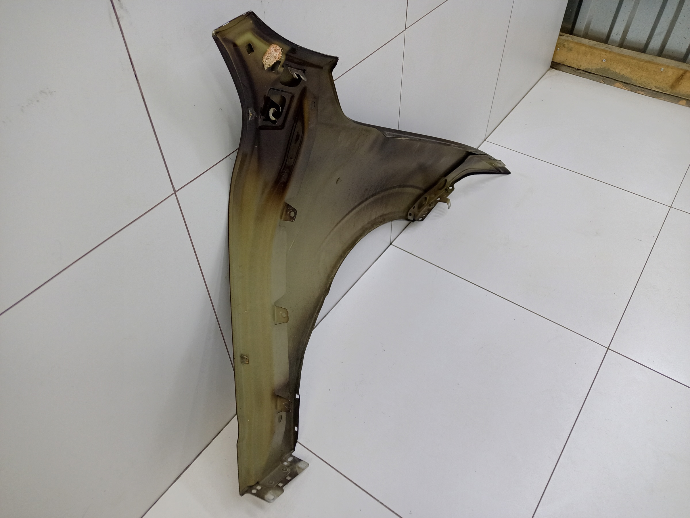 Крыло переднее левое Volvo XC60 2