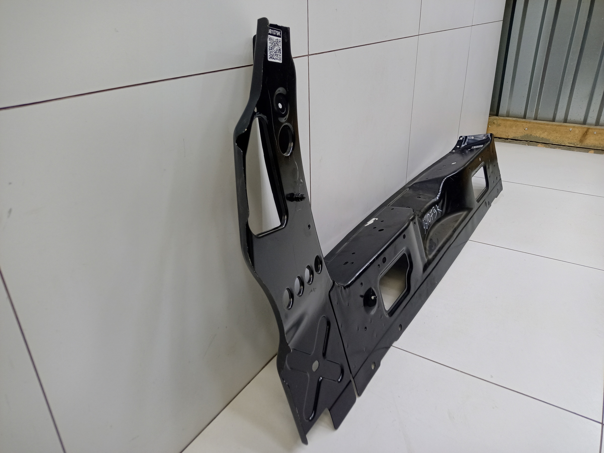 Панель задняя внутренняя часть Mercedes Benz GL-Class X166