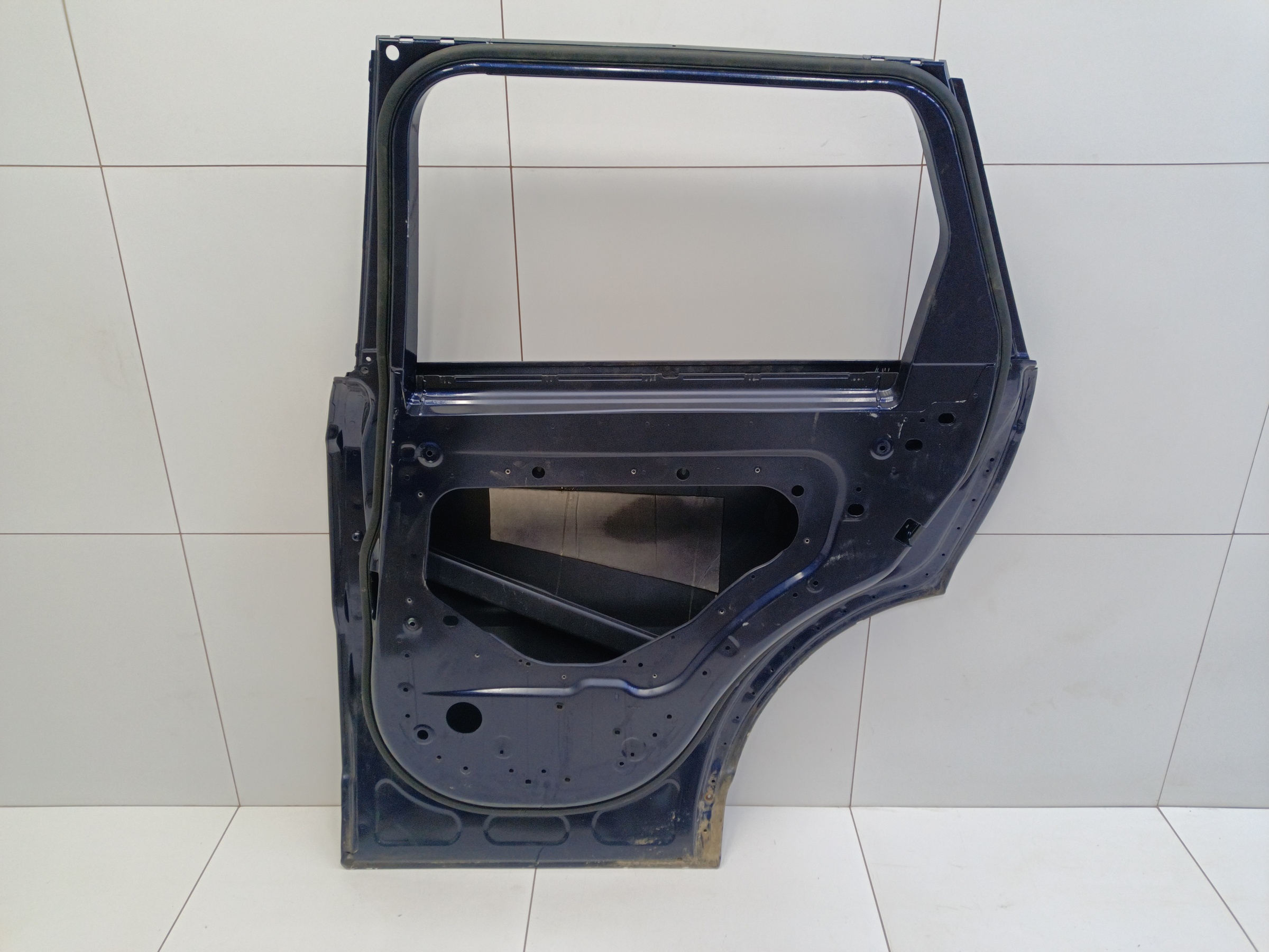 Дверь задняя правая Land Rover Range Rover Sport 2