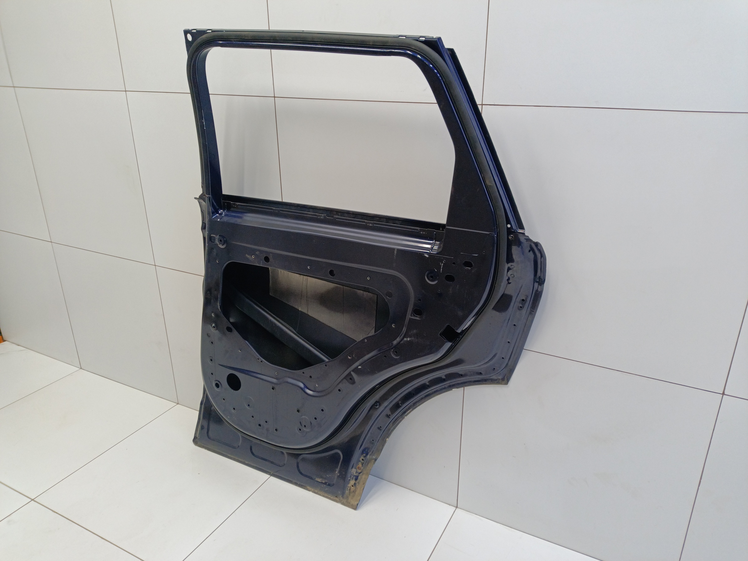 Дверь задняя правая Land Rover Range Rover Sport 2