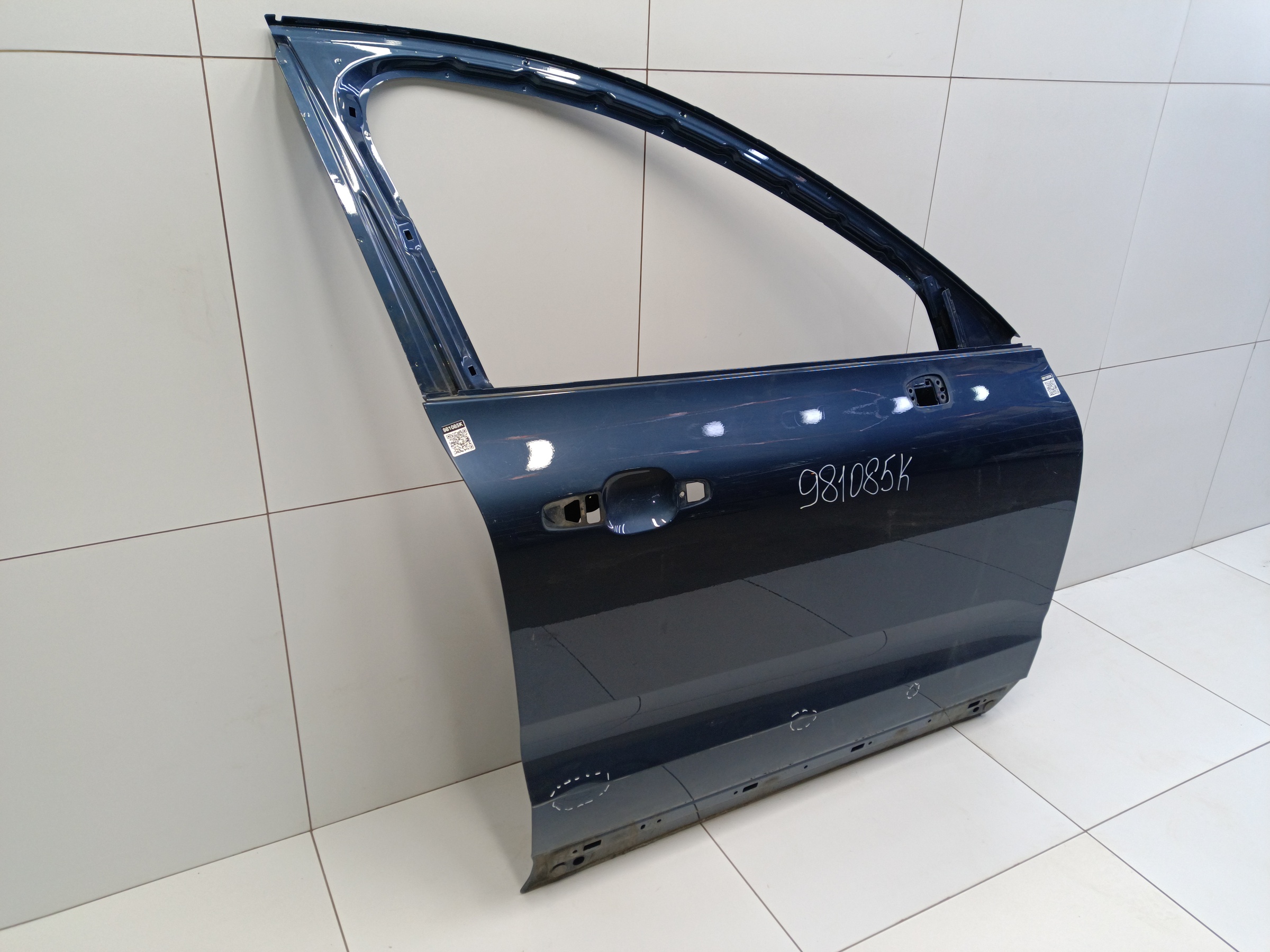 Дверь передняя правая Volvo XC60 2