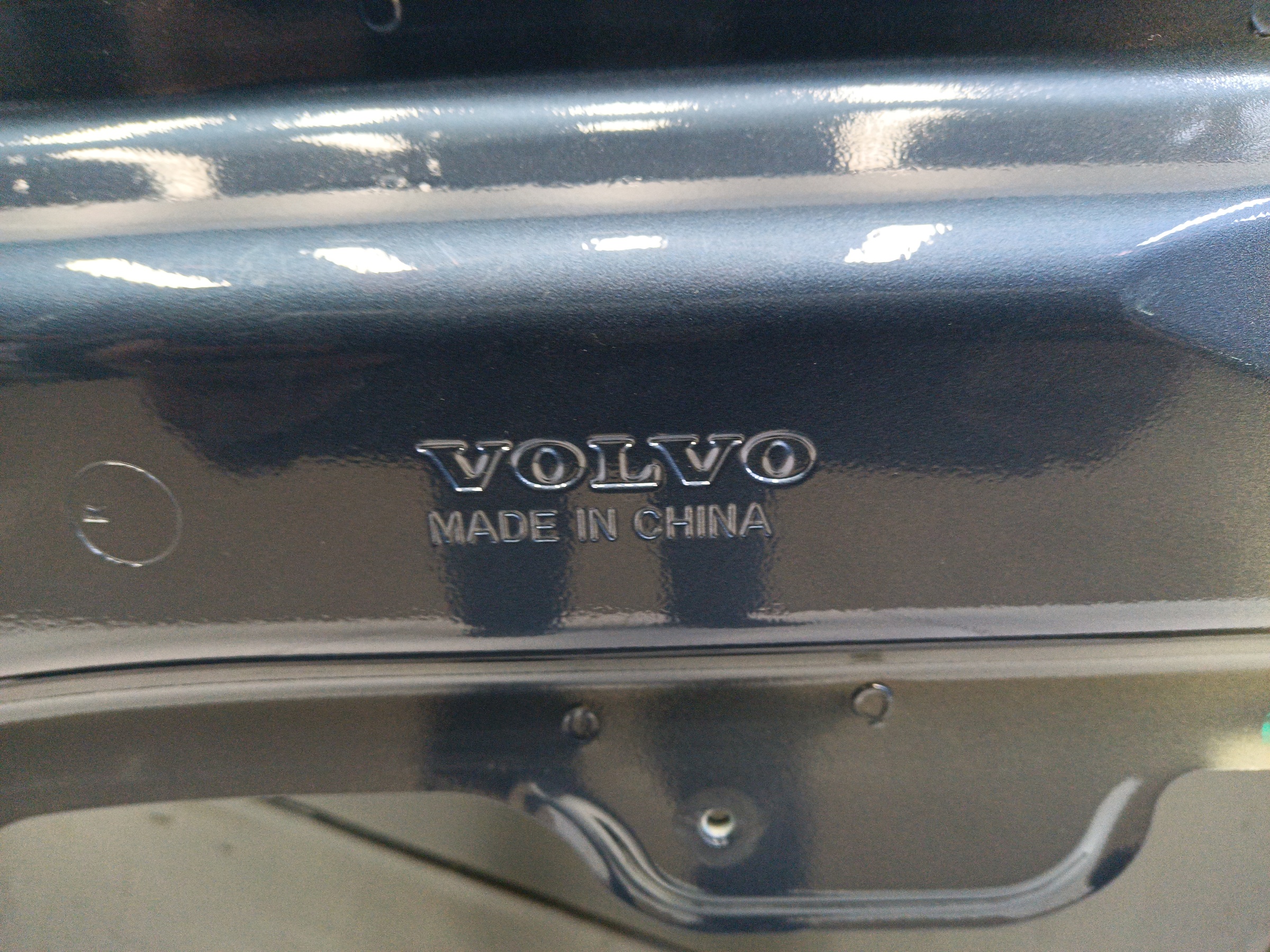 Дверь передняя правая Volvo XC60 2