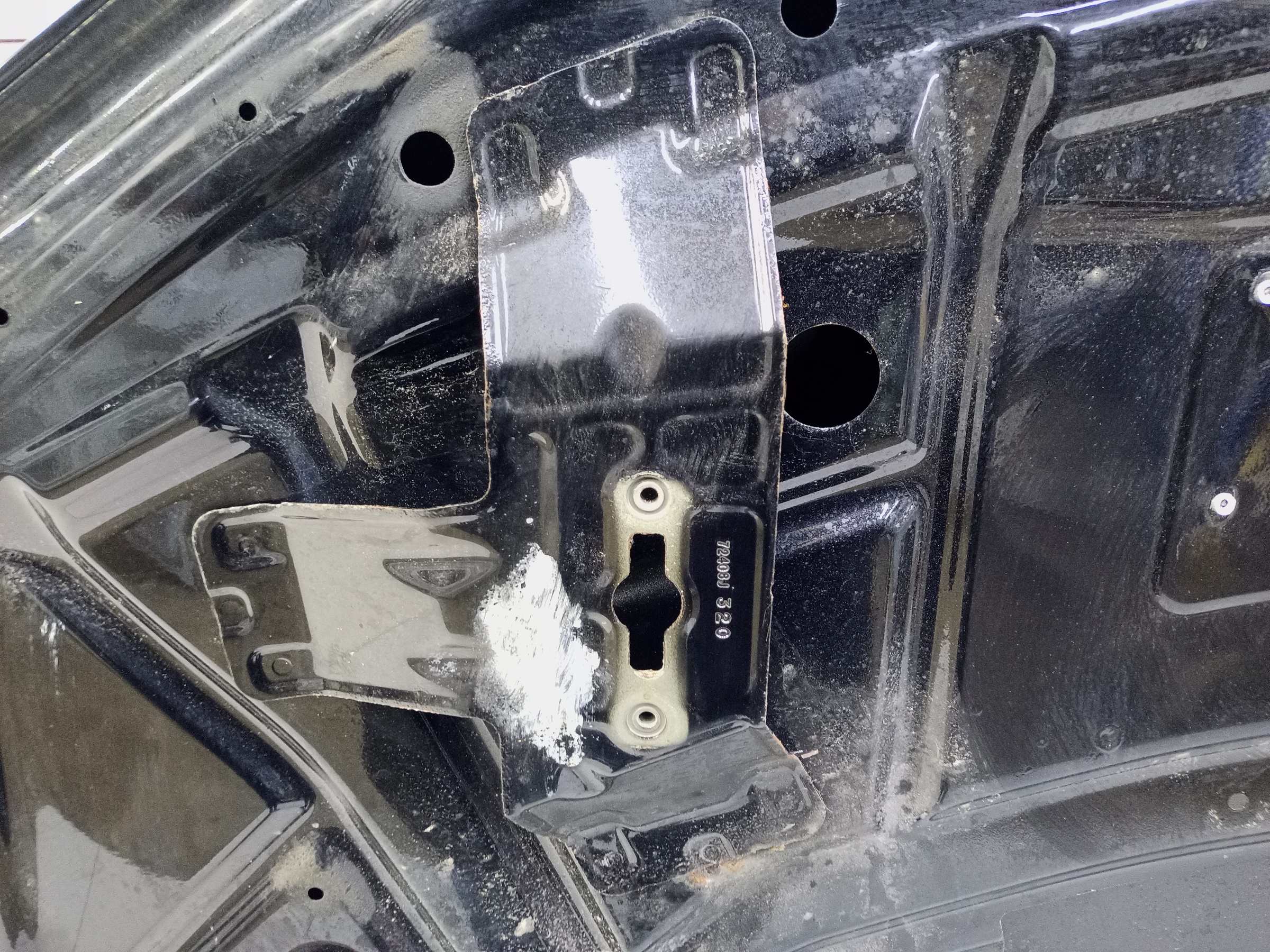 Капот BMW X3 F25