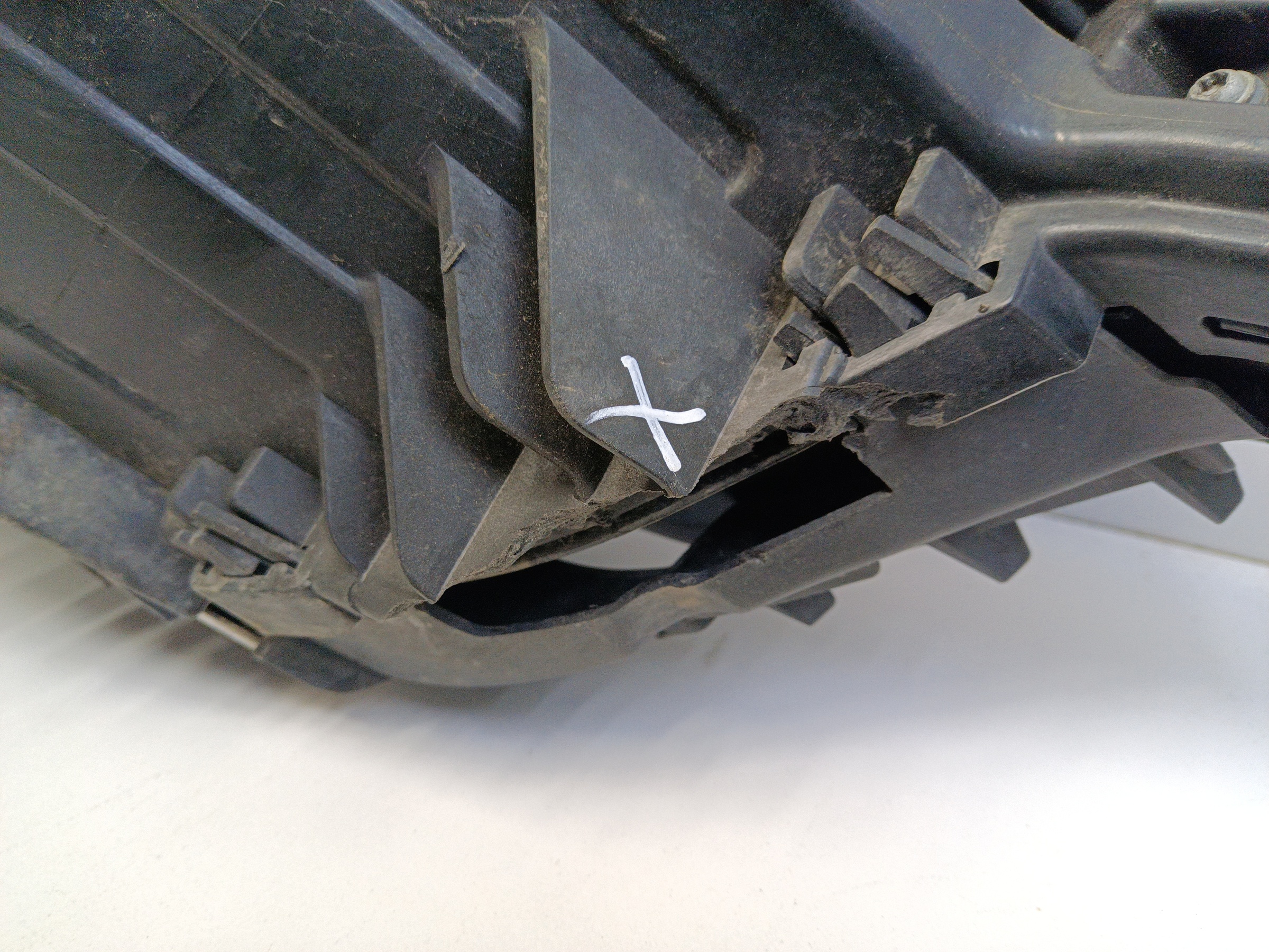 Фара передняя левая Volvo XC60 2 LED