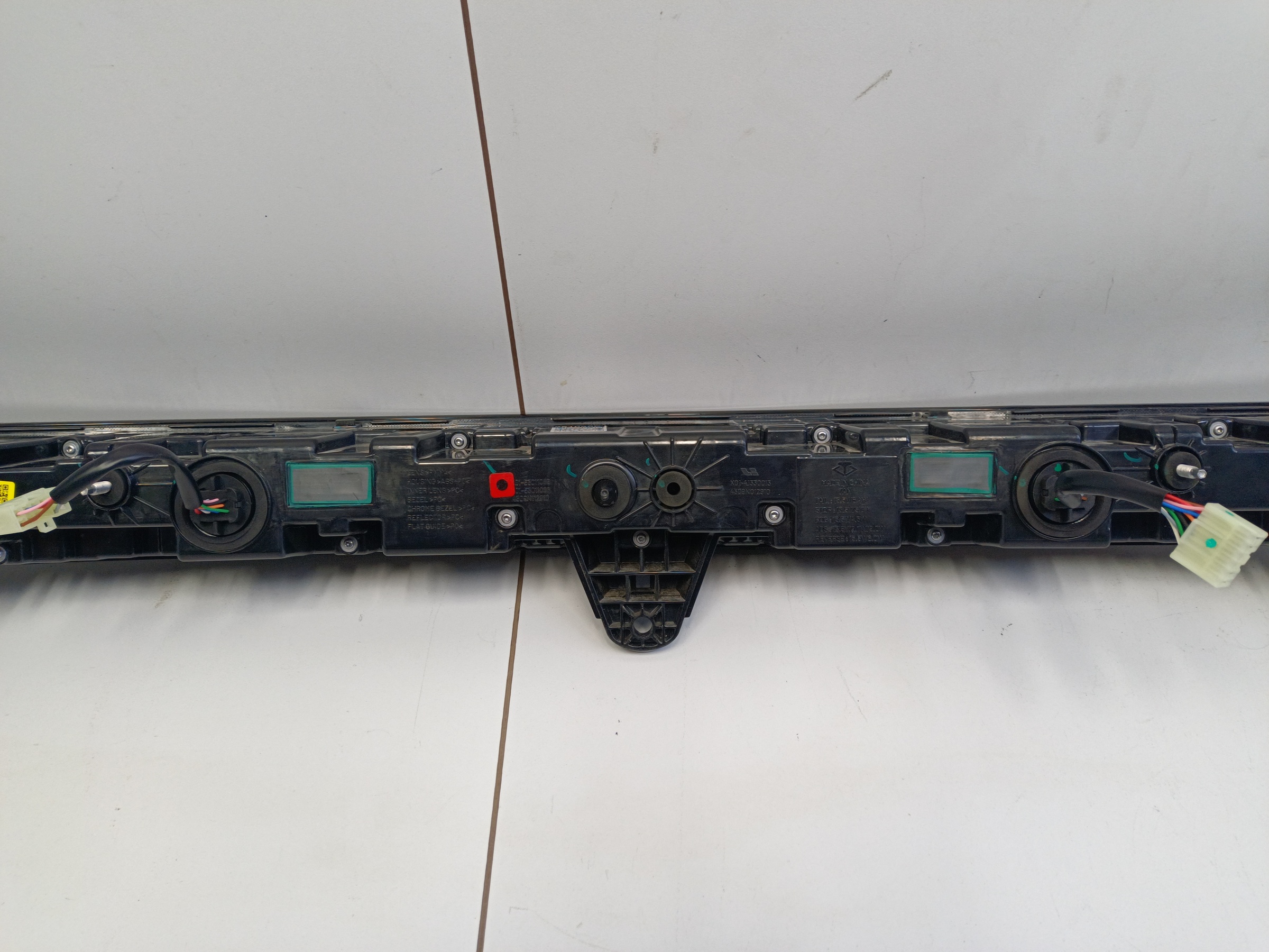 Фонарь задний центральный LiXiang L9 LED