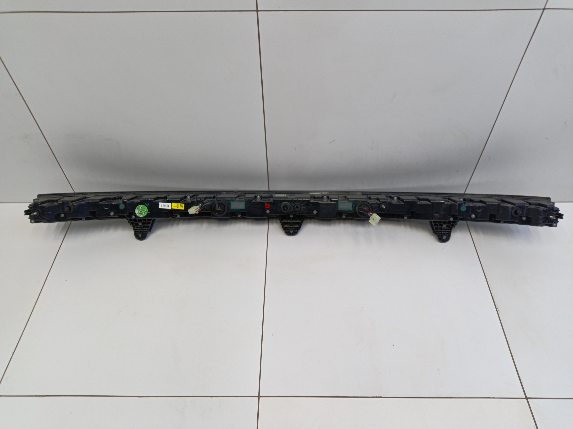 Фонарь задний центральный LiXiang L9 LED