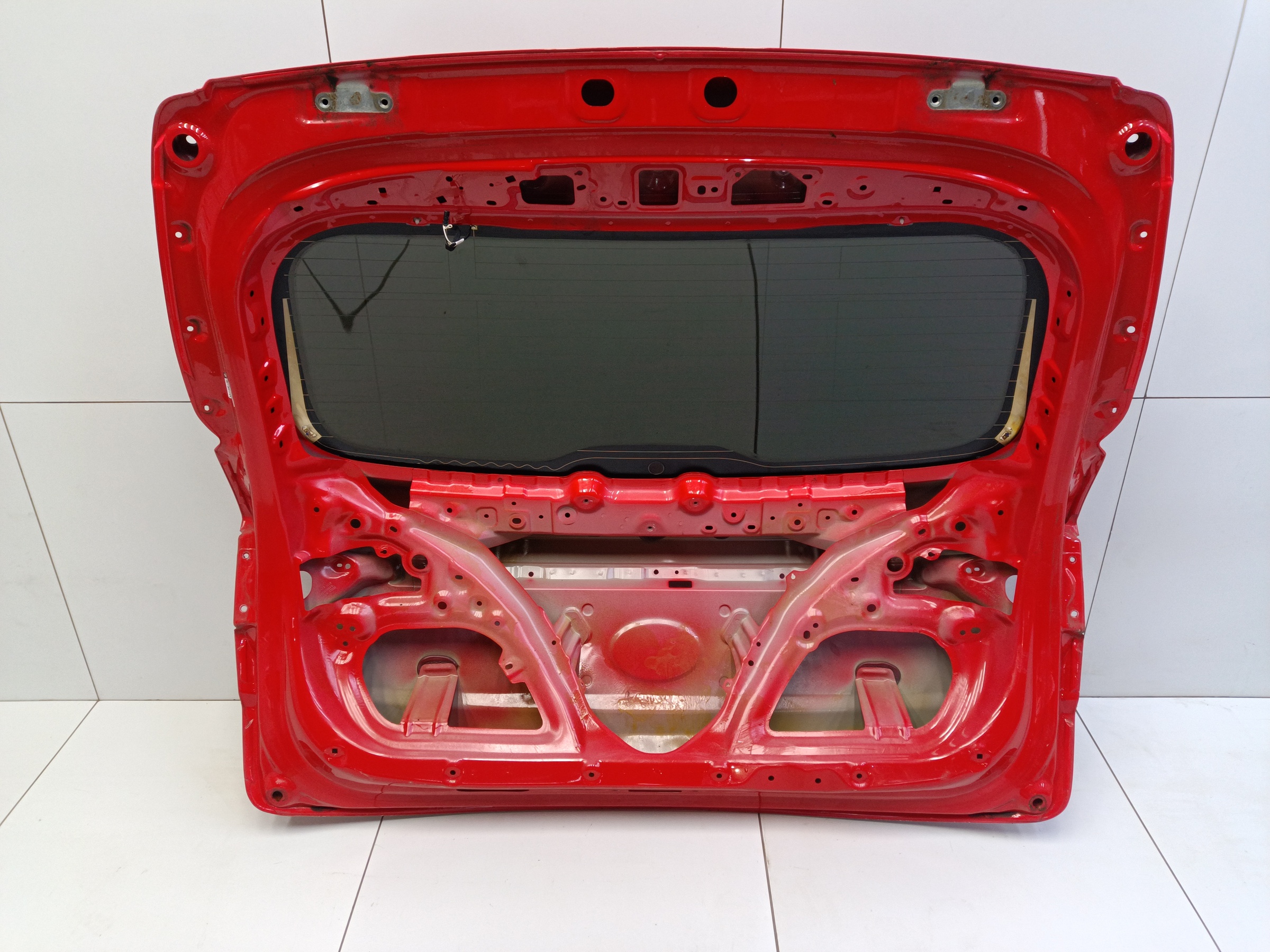 Крышка багажника Geely Coolray