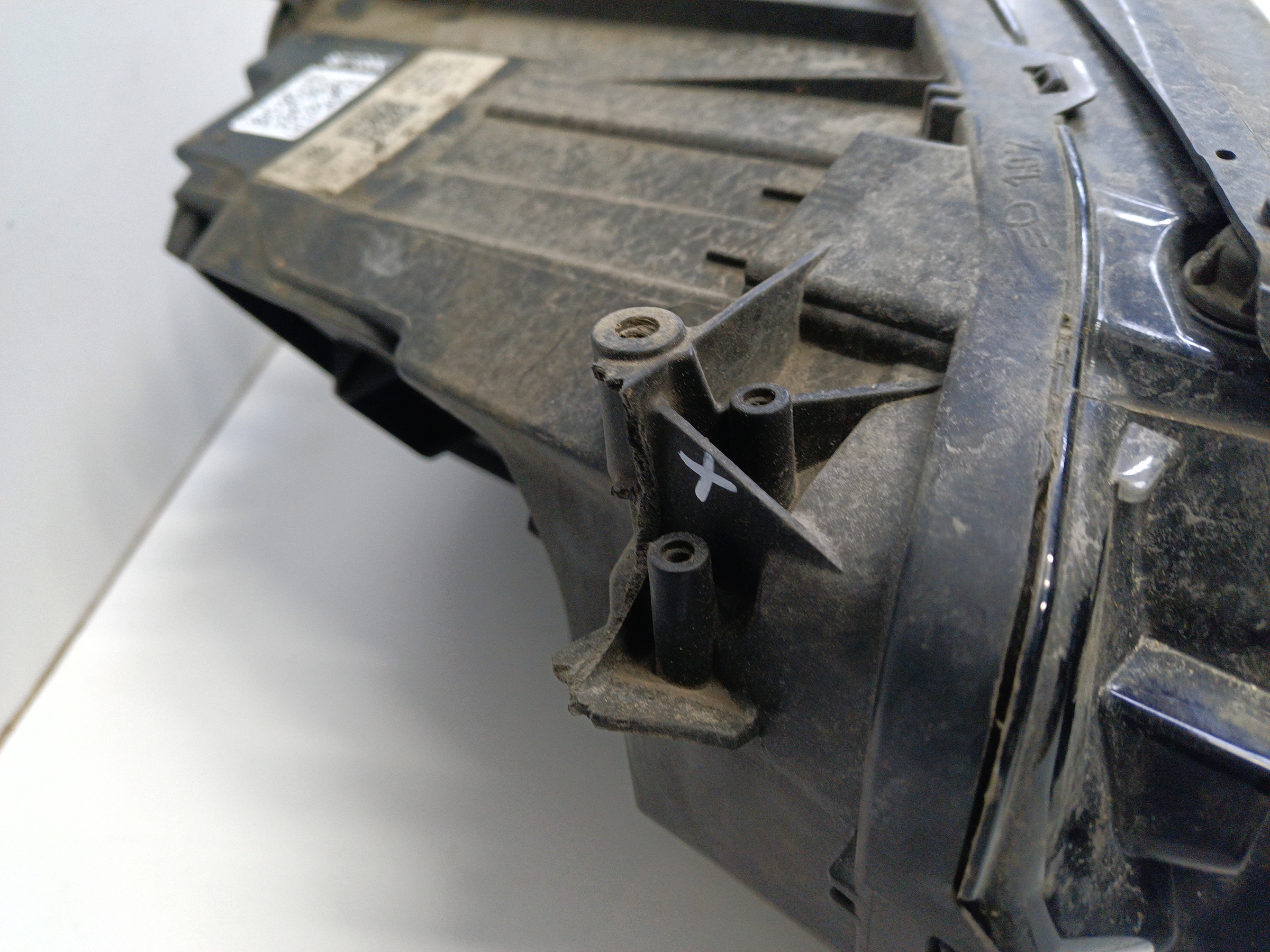 Фара передняя левая Volkswagen Passat B8 Restail LED