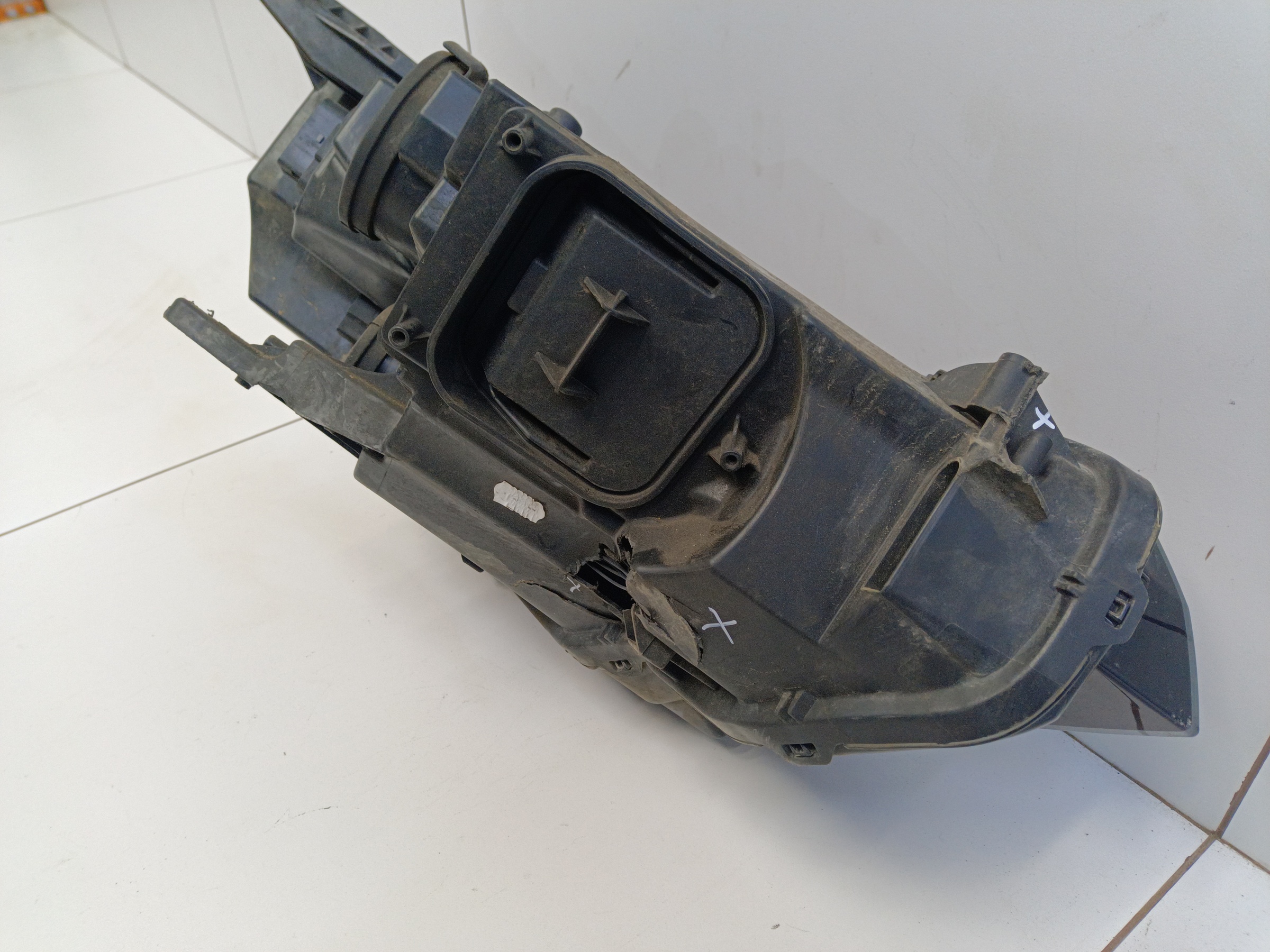 Фара передняя левая Volkswagen Passat B8 Restail LED