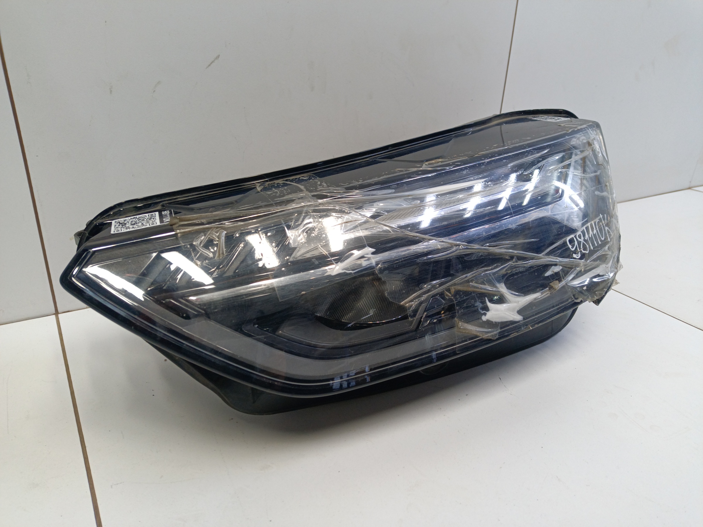 Фара передняя левая Audi Q5 2 LED