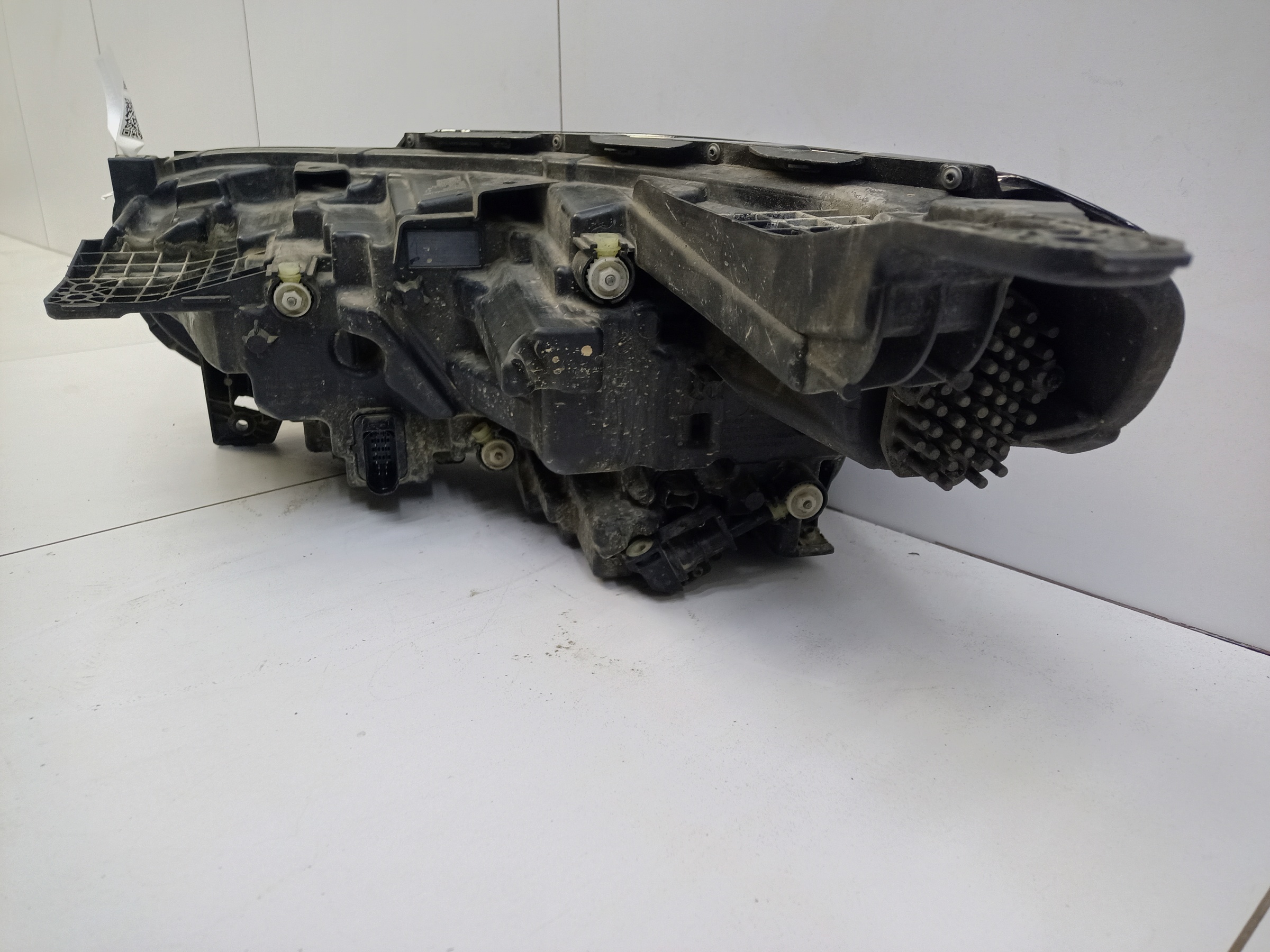 Фара передняя правая Exeed VX LED