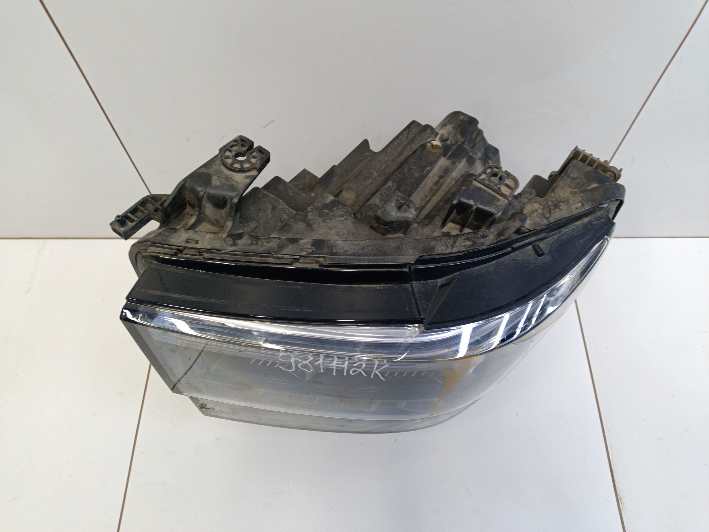 Фара передняя левая Tank 500 LED